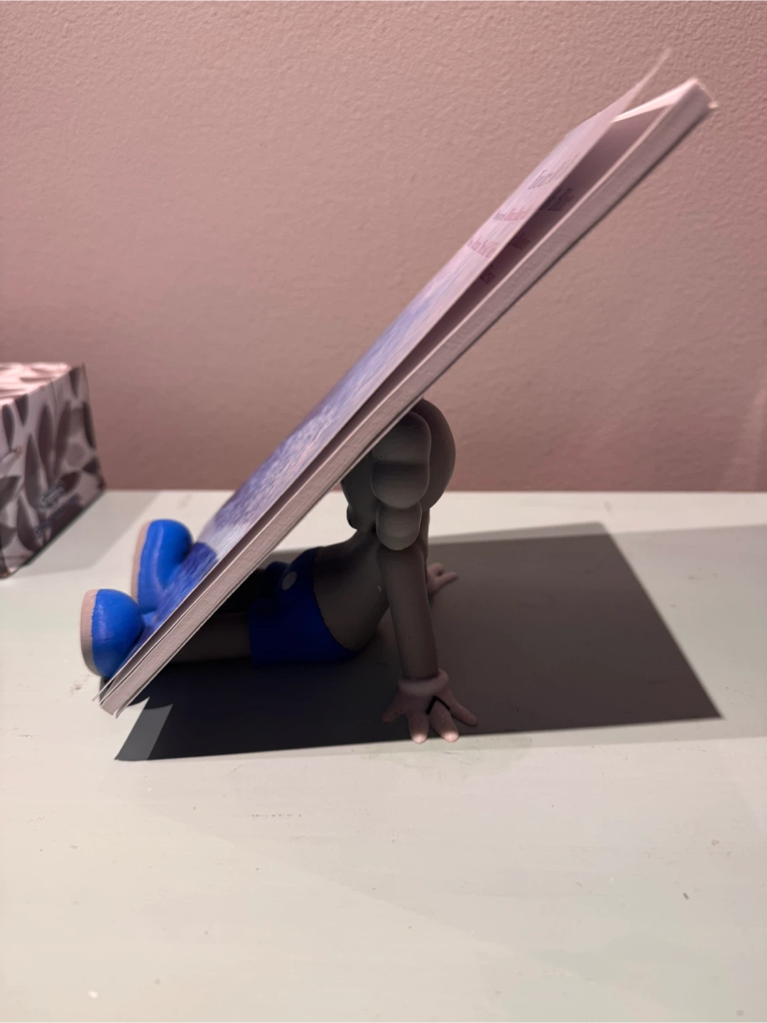 KAWS 3D printed phone and book holder - photo 3