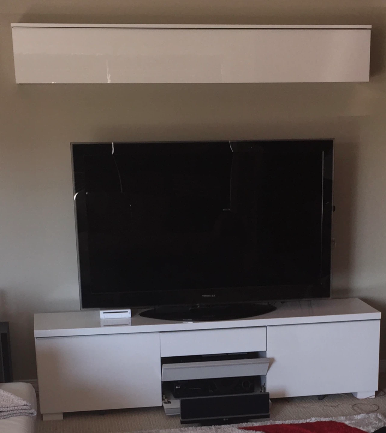 White Entertainment Unit with Wall Shelf - photo 4