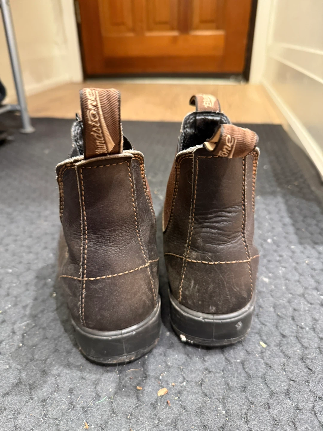 Blundstone Brown Leather Chelsea Boots - photo 3