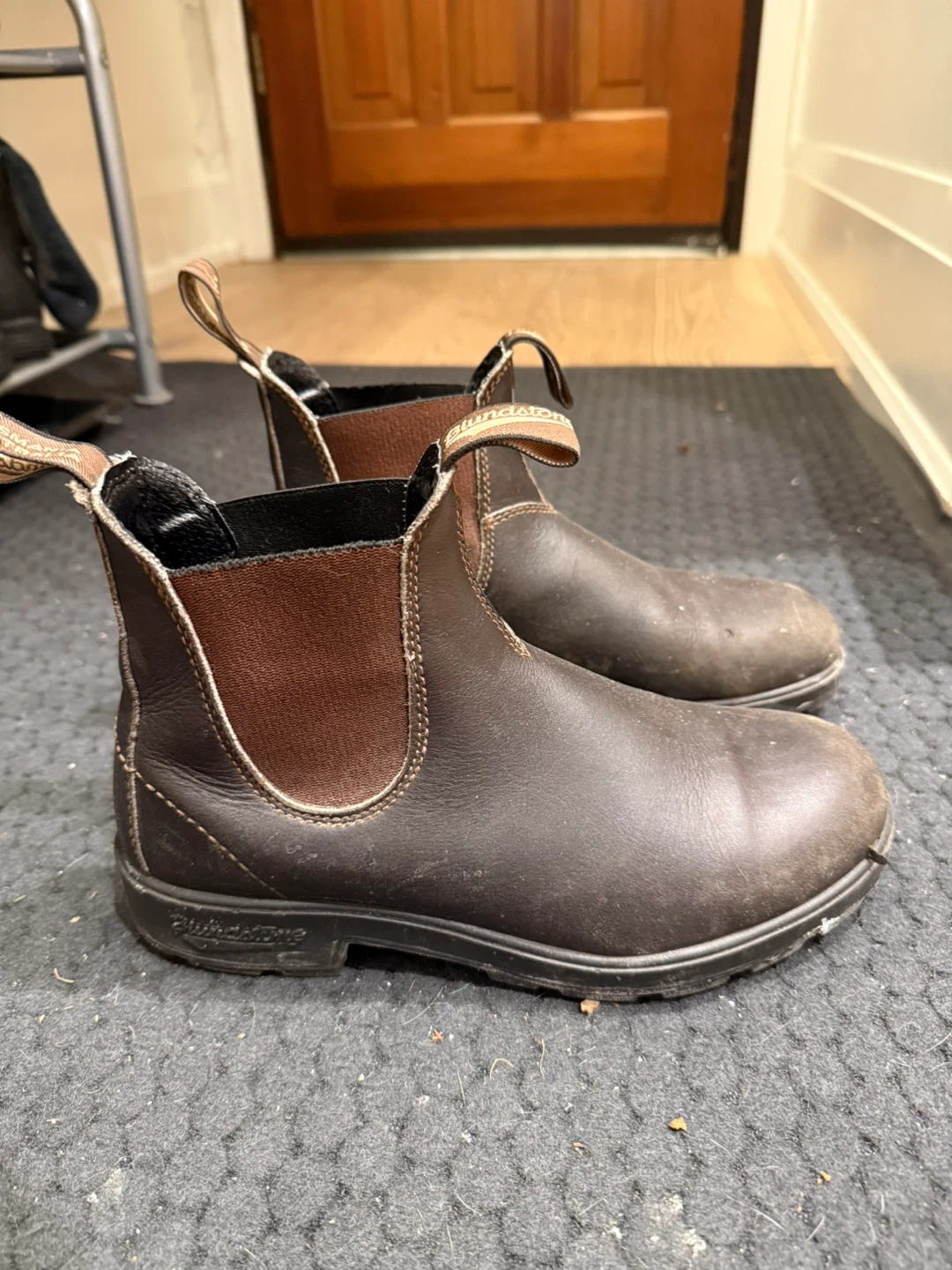 Blundstone Brown Leather Chelsea Boots - photo 4