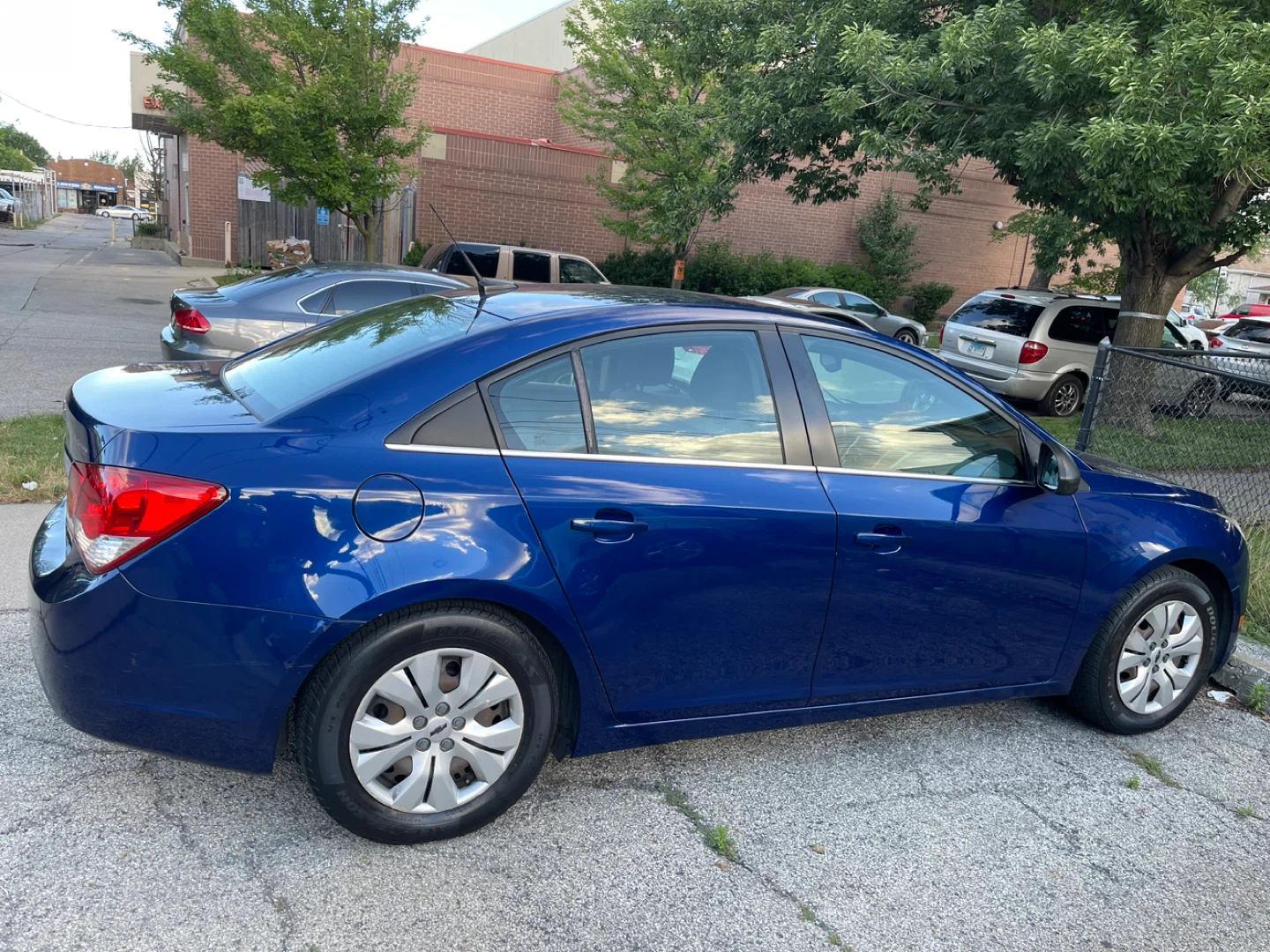 2012 Chevrolet Cruze - EcoTec Engine - photo 4
