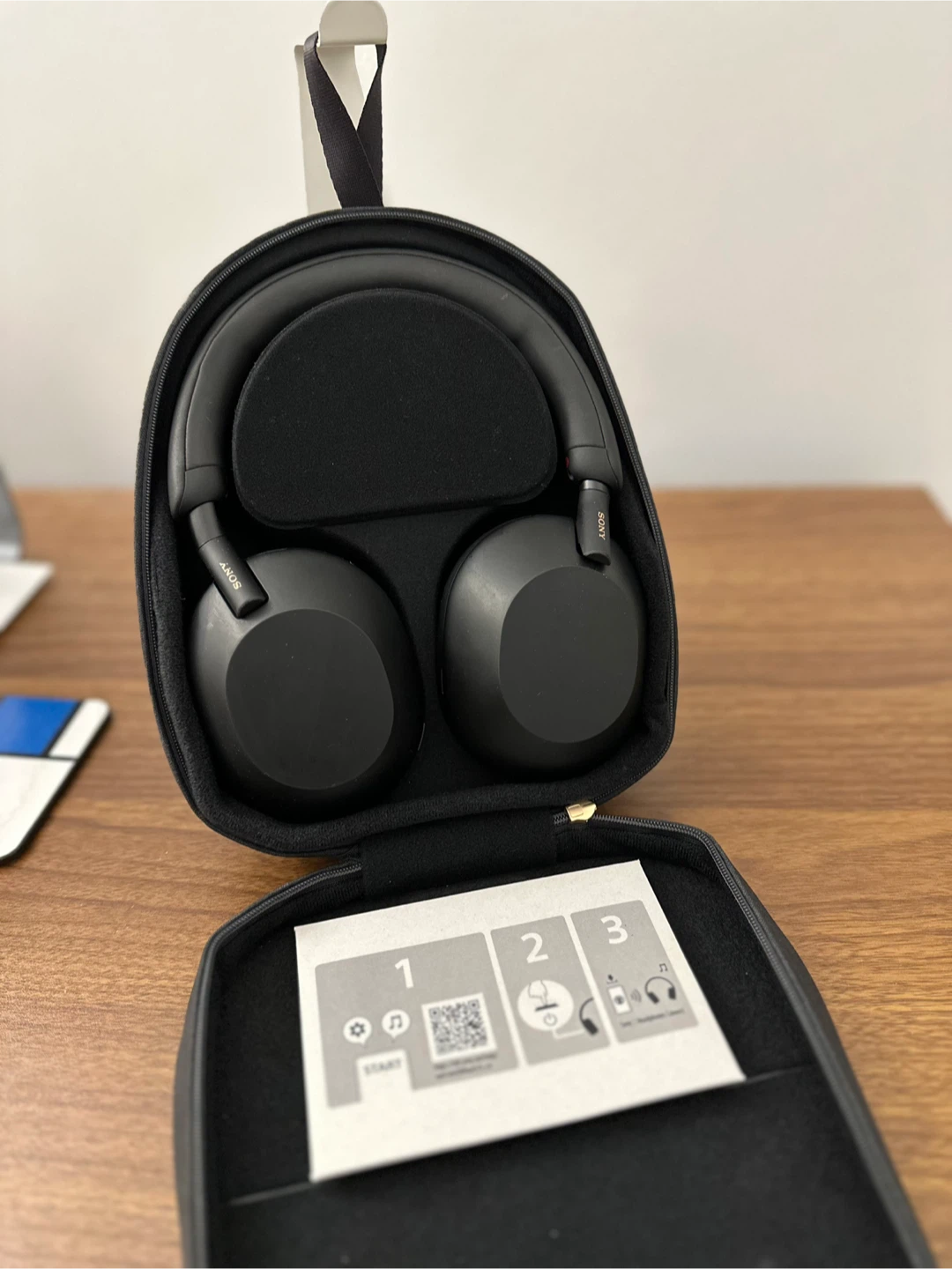 Noise Cancelling Headphones [Sony WH-1000XM5] - photo 4