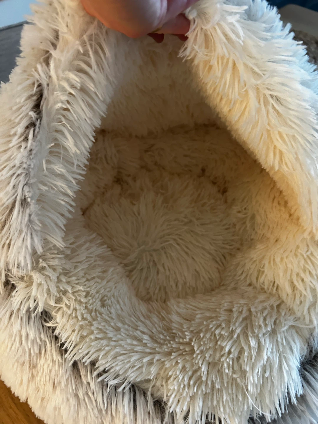 Cat nest/bed 20 x 18 inches - photo 2