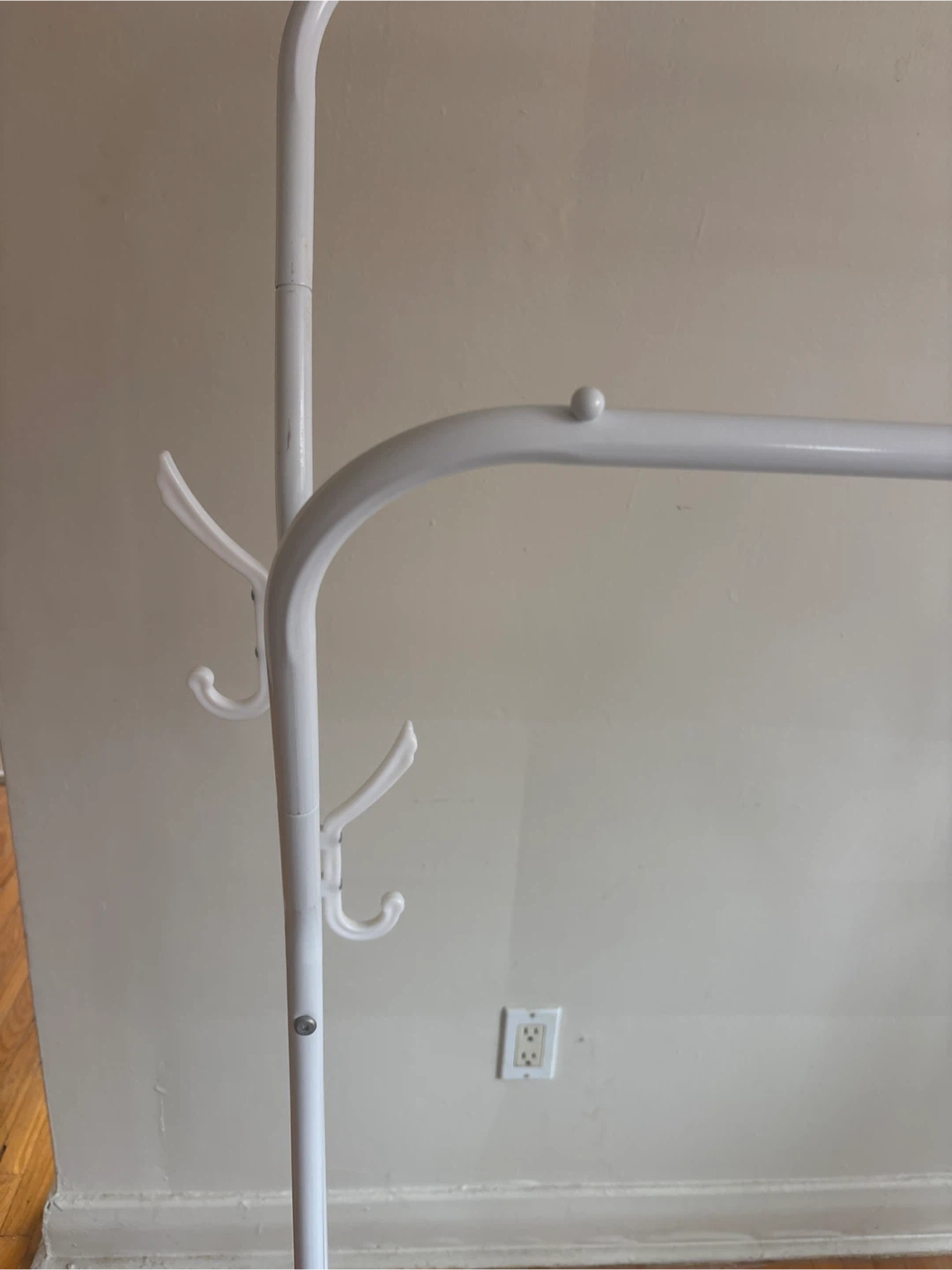 White Metal Garment Rack with Shoe Shelf - photo 3