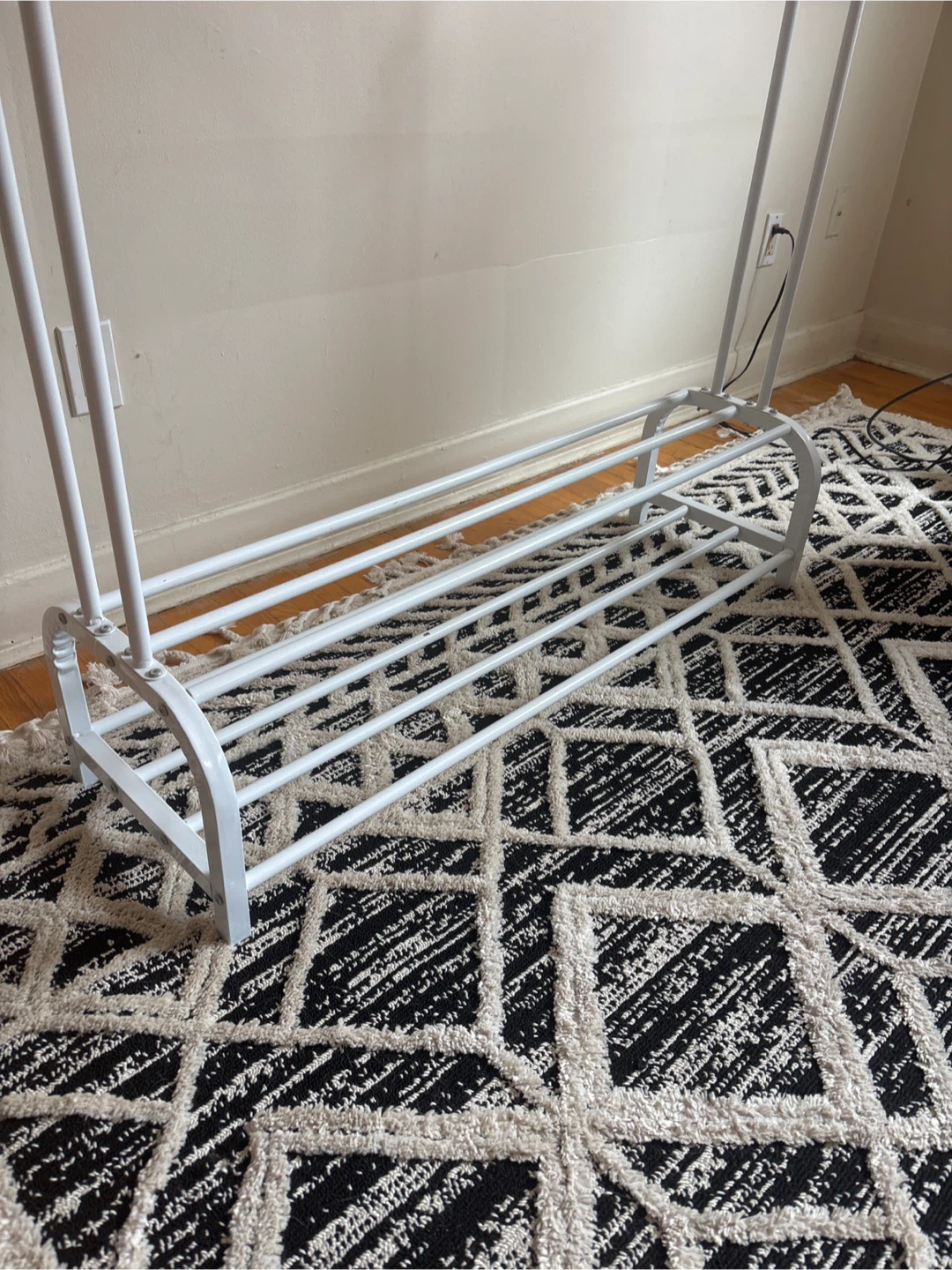 White Metal Garment Rack with Shoe Shelf - photo 2