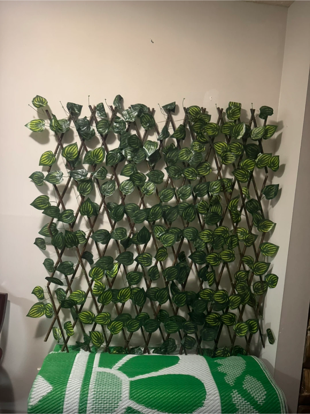 Artificial Vine Expandable Trellis - photo 5