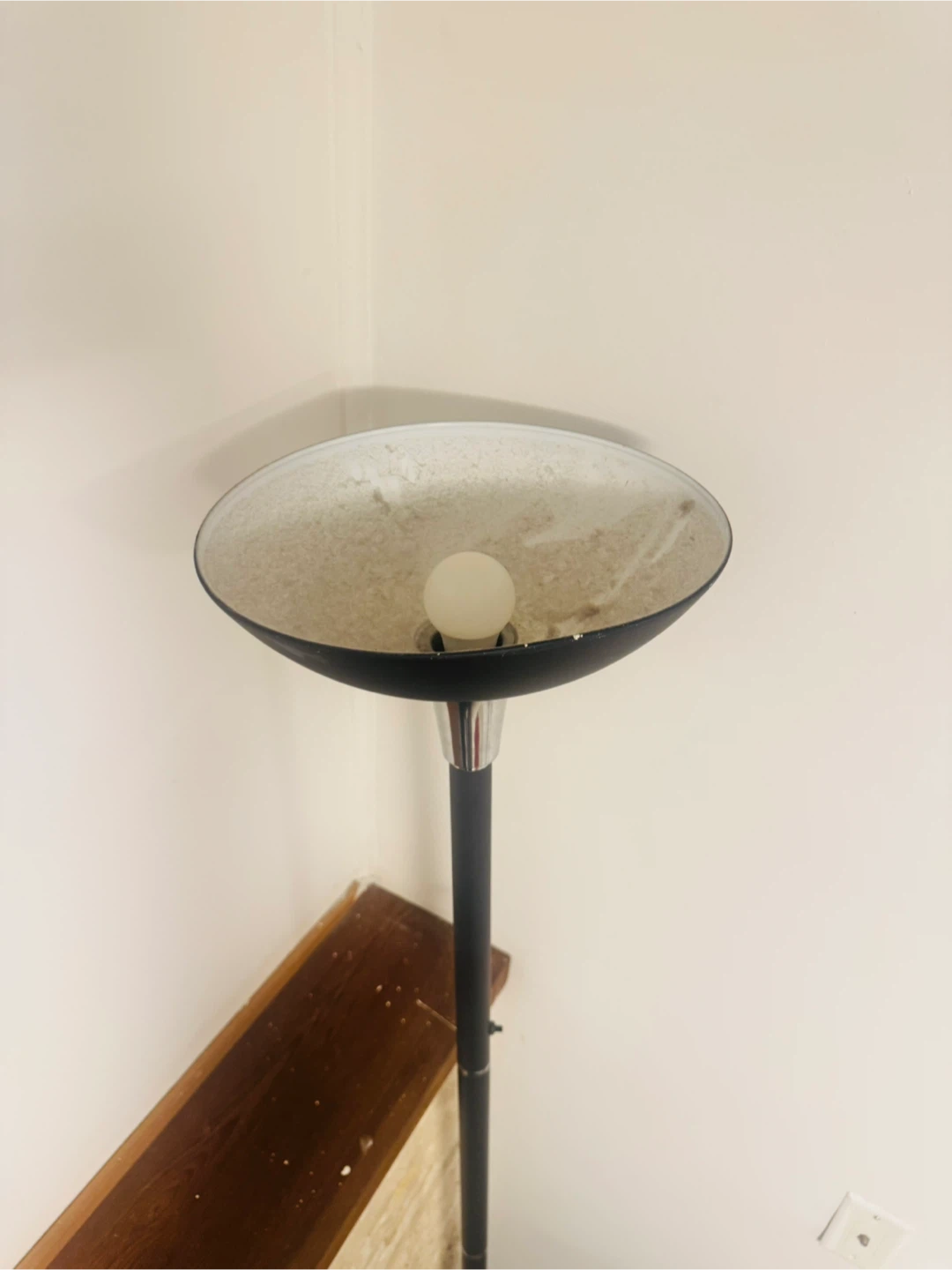 Black Floor Lamp