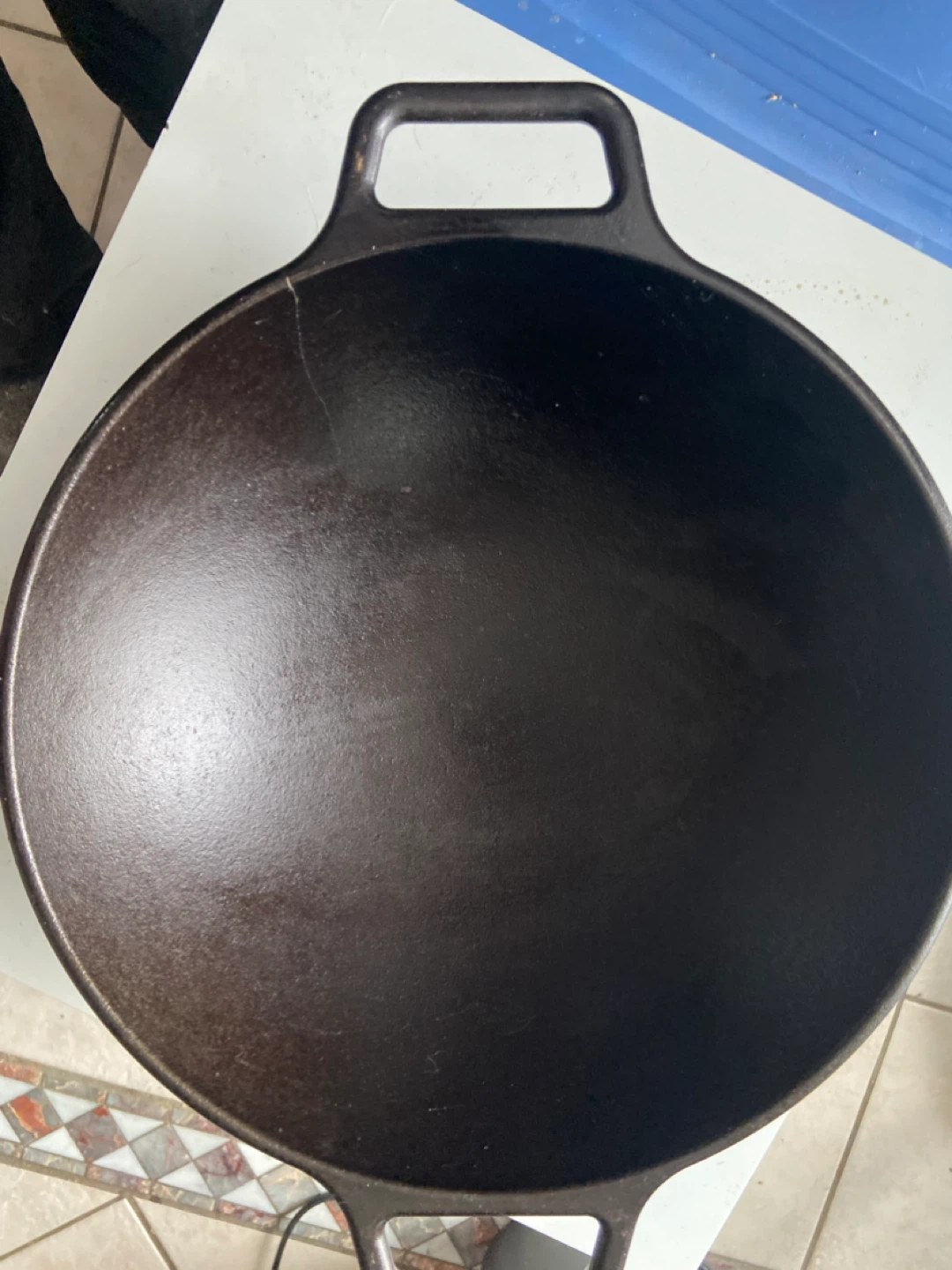Lodge Cast Iron Wok - photo 2