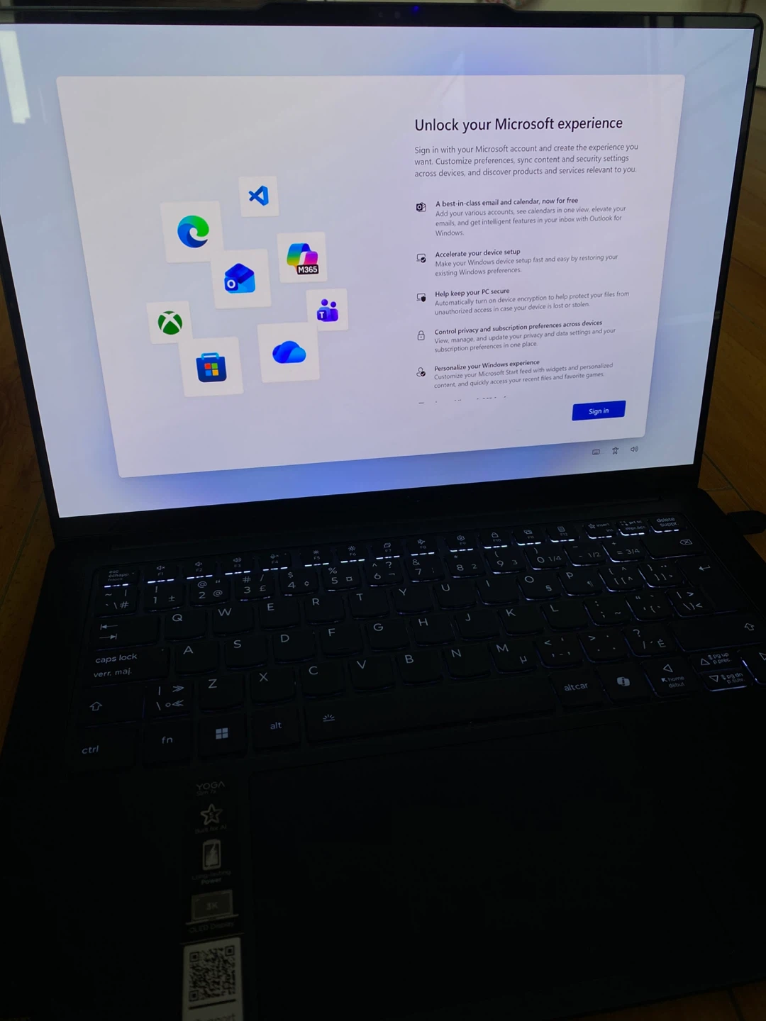 Lenovo Yoga Slim 7x 14.5" Touchscreen Copilot+ PC Laptop