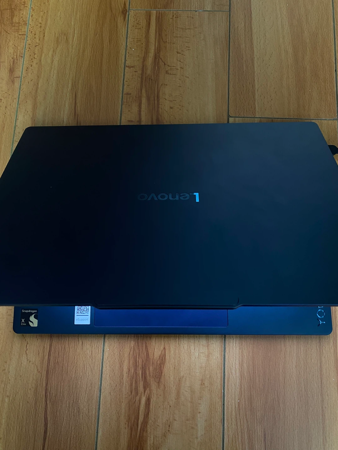 Lenovo Yoga Slim 7x 14.5" Touchscreen Copilot+ PC Laptop - photo 3