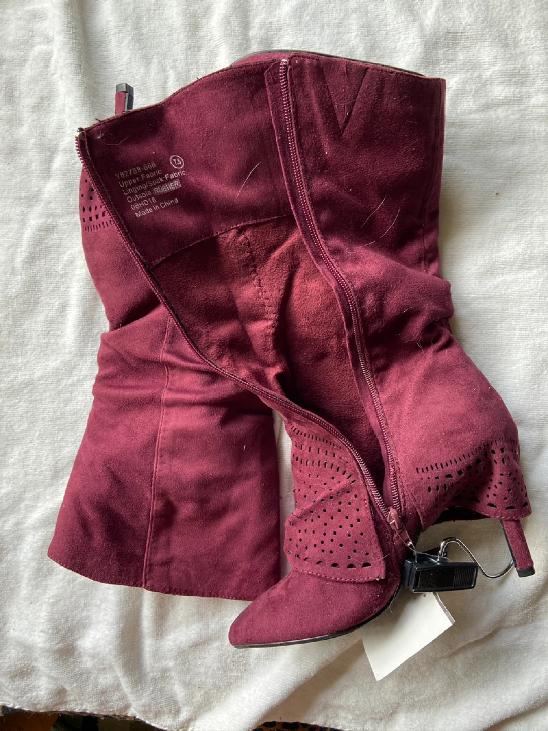 Women's Burgundy "Asst Boots" Size 7.5 - photo 2