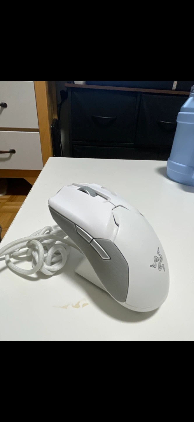Razer Viper Ultimate White Wireless Gaming Mouse - photo 2