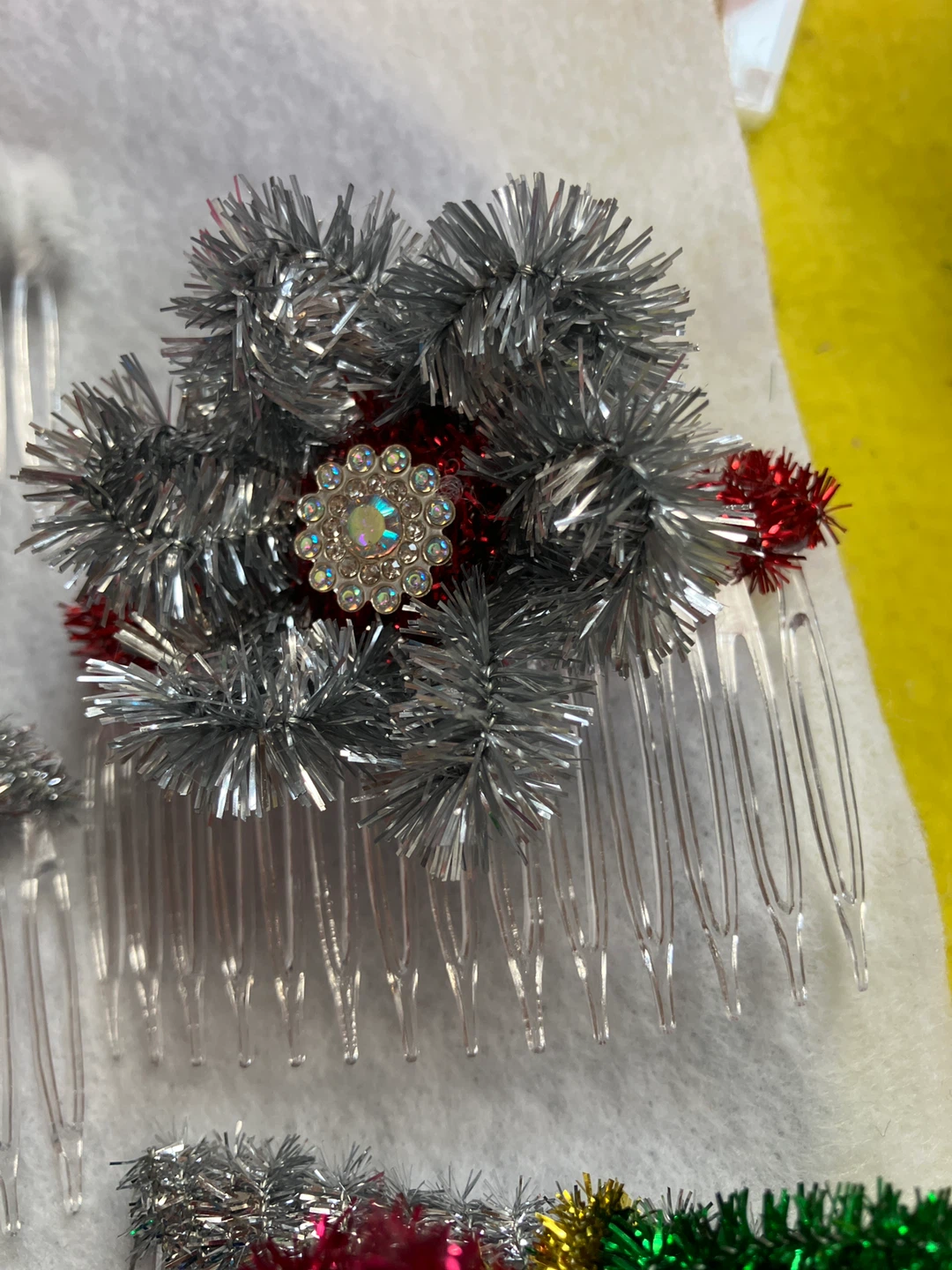 Handmade Floral Hair Combs - photo 5