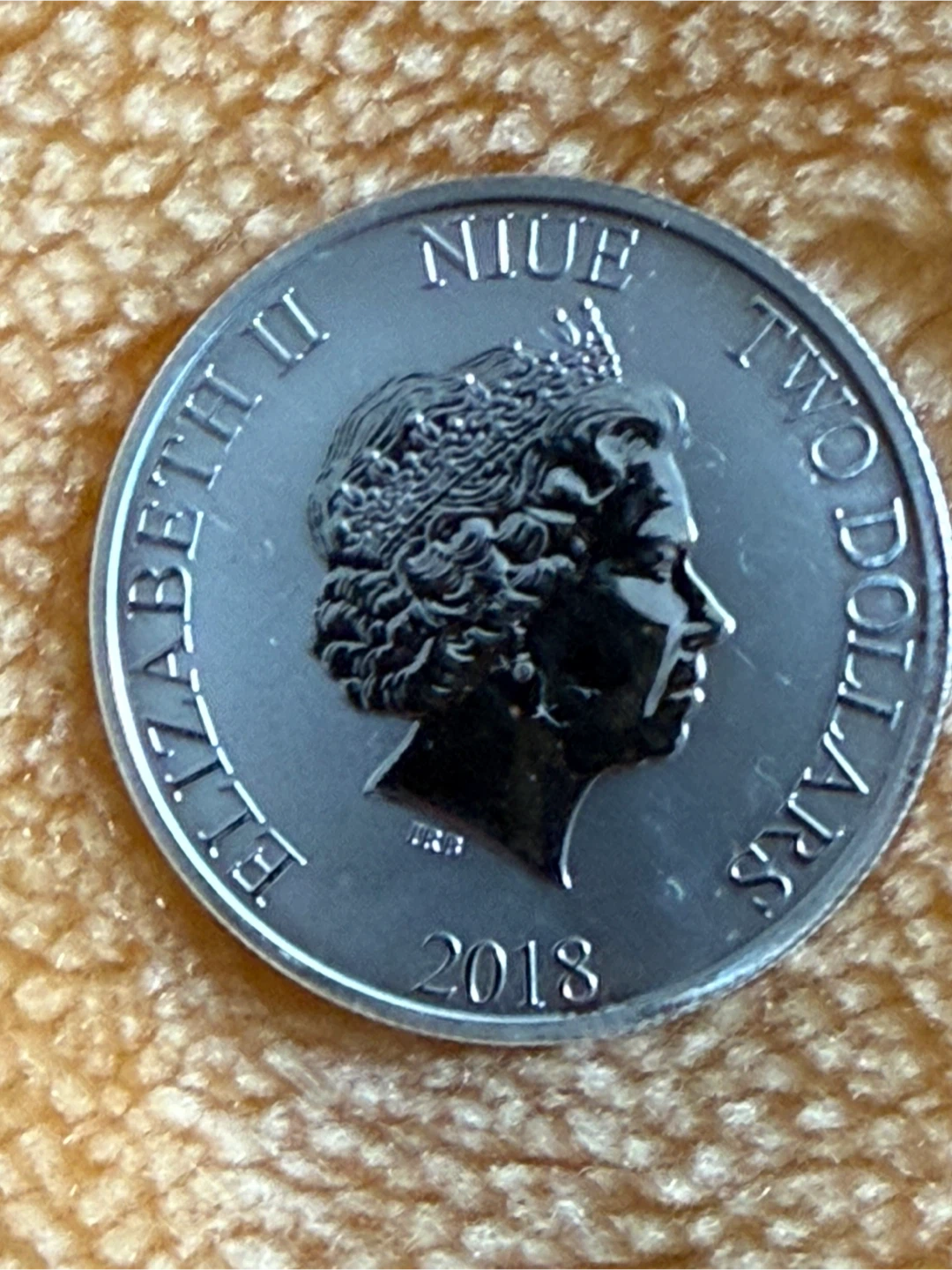 Niue 2018 Star Wars Darth Vader 2 Dollar Coin - photo 3