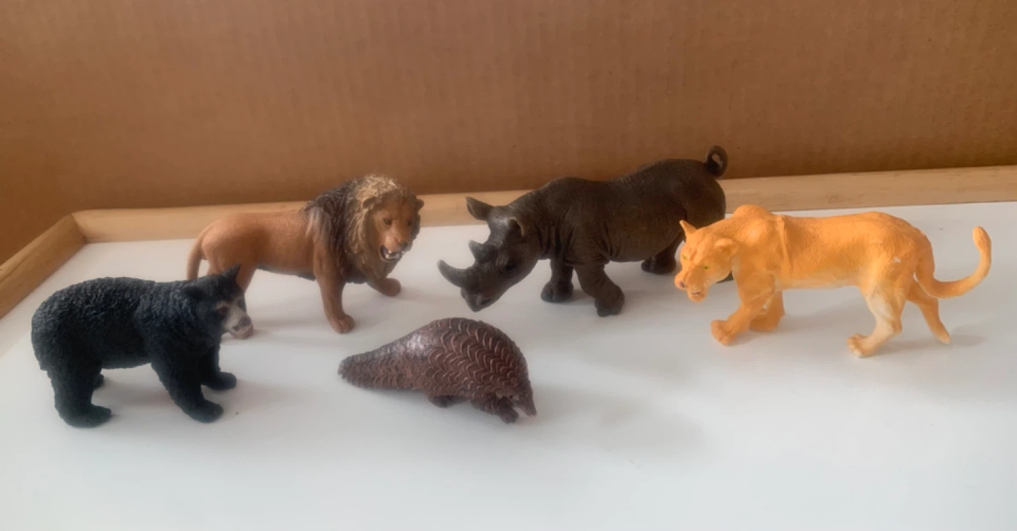 Animal figures toy lot - photo 2