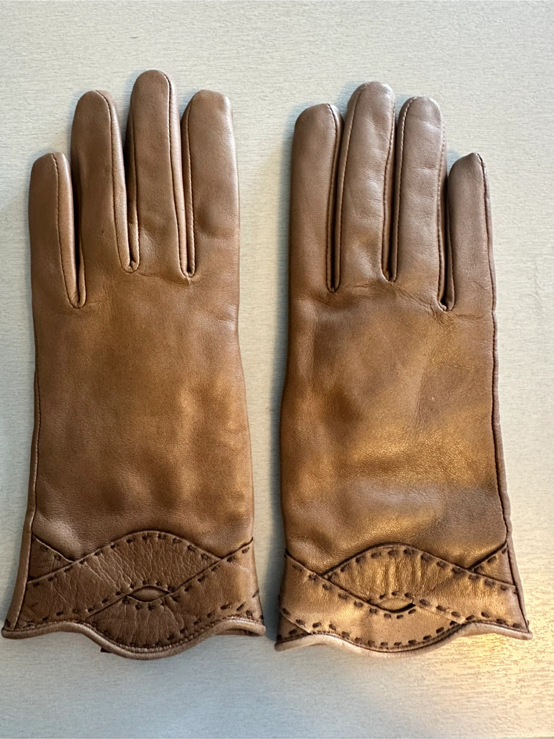 Danier Leather Gloves with Wool Lining