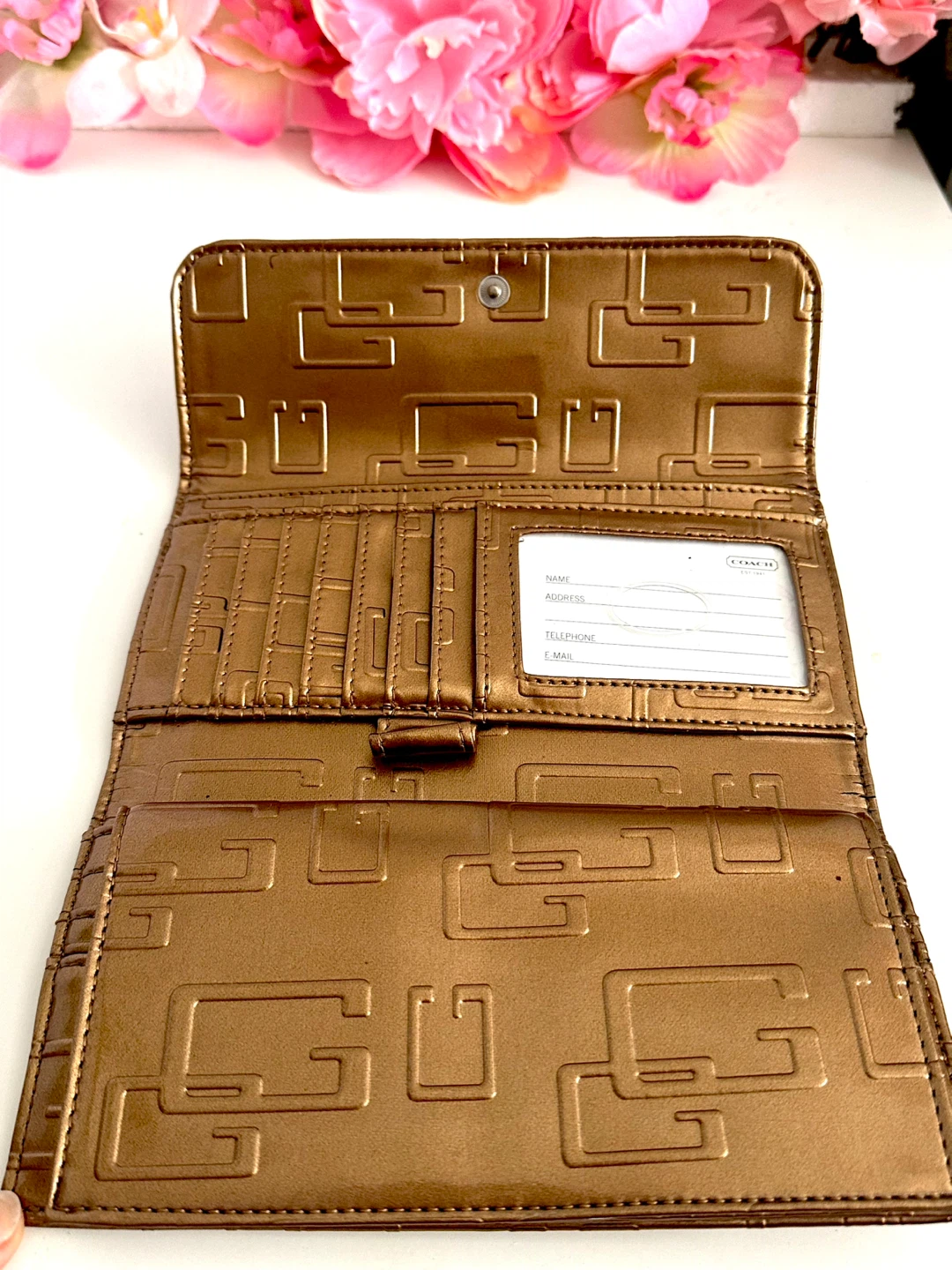 Guess Women's Brown Embossed Logo Wallet - photo 5