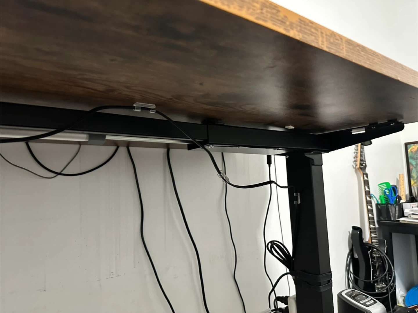 Adjustable Standing Desk - Rustic Wood Finish - photo 4