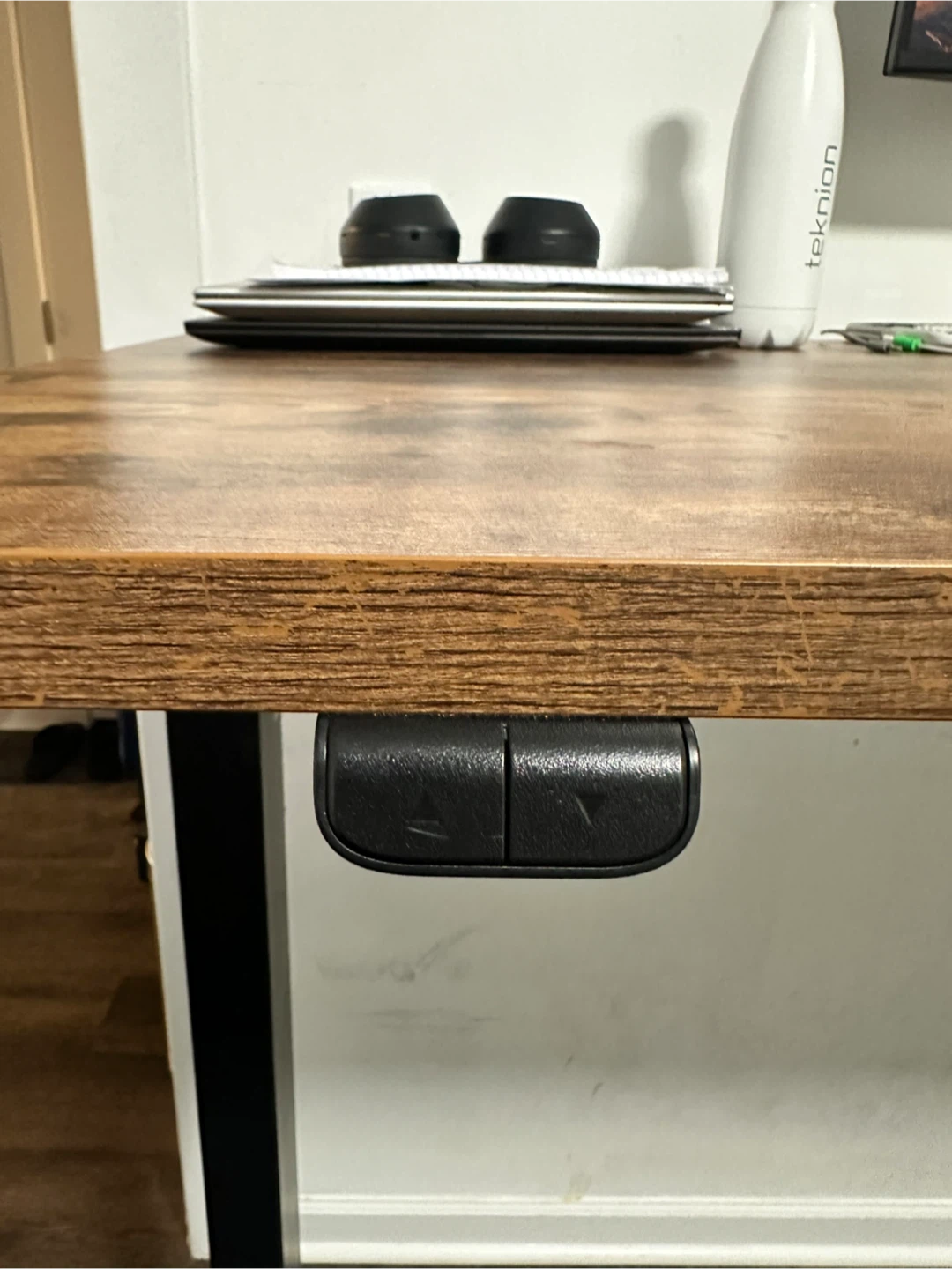 Adjustable Standing Desk - Rustic Wood Finish - photo 2