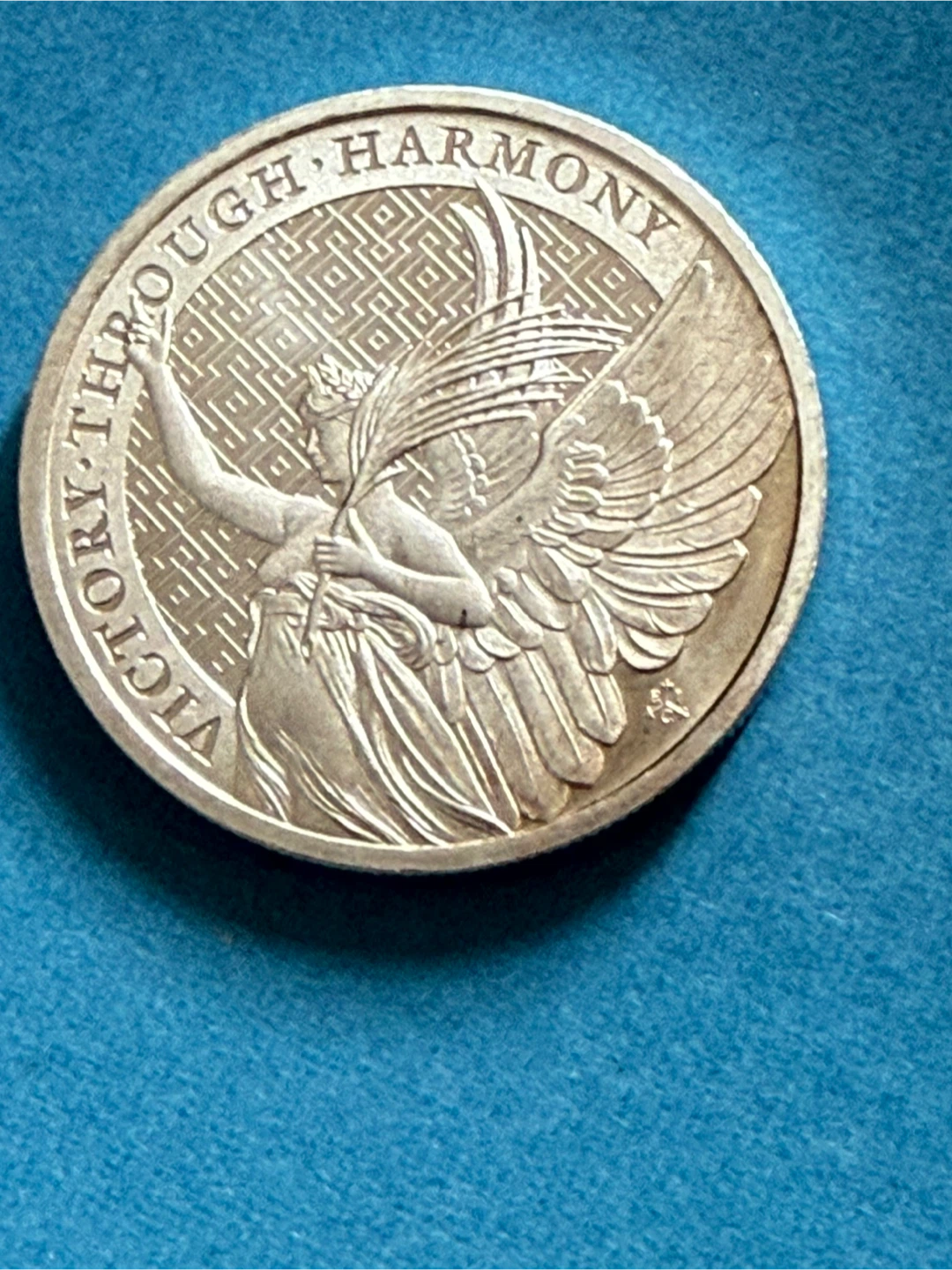 St. Helena Queen Elizabeth II 2021 One Ounce Silver Coin - photo 2