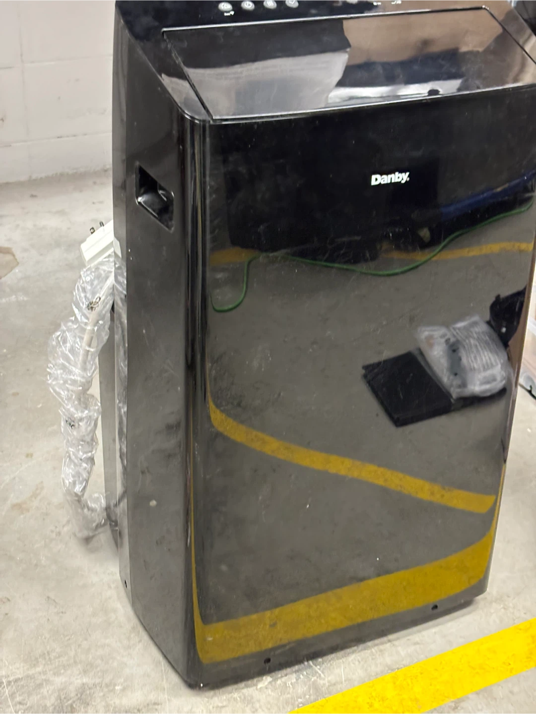 Danby Portable Air Conditioner - photo 2
