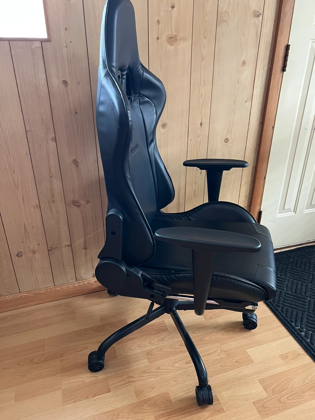Vitesse Gaming Chair - photo 2