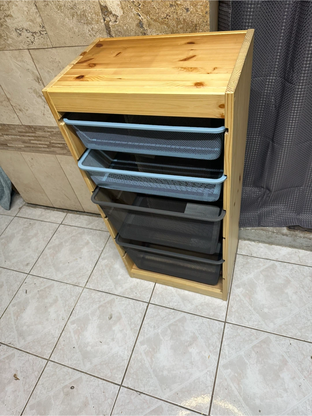 Wooden Organizer Shelf with 4 Mesh Drawers