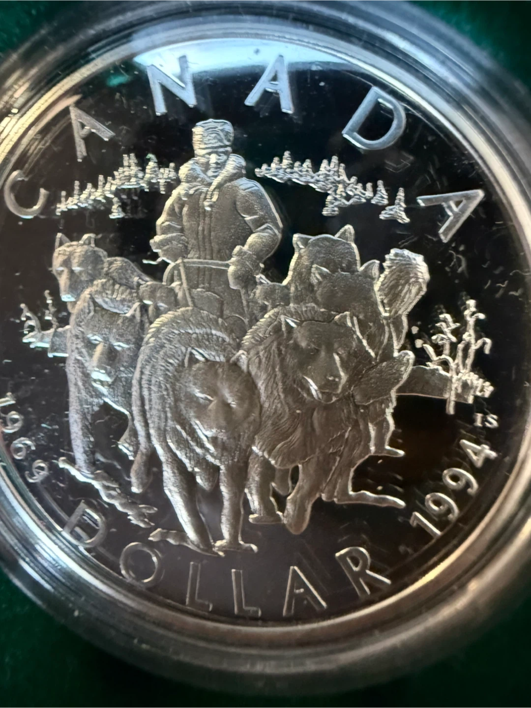 1994 Canada Dollar Silver Coin - Dog Sled - photo 2