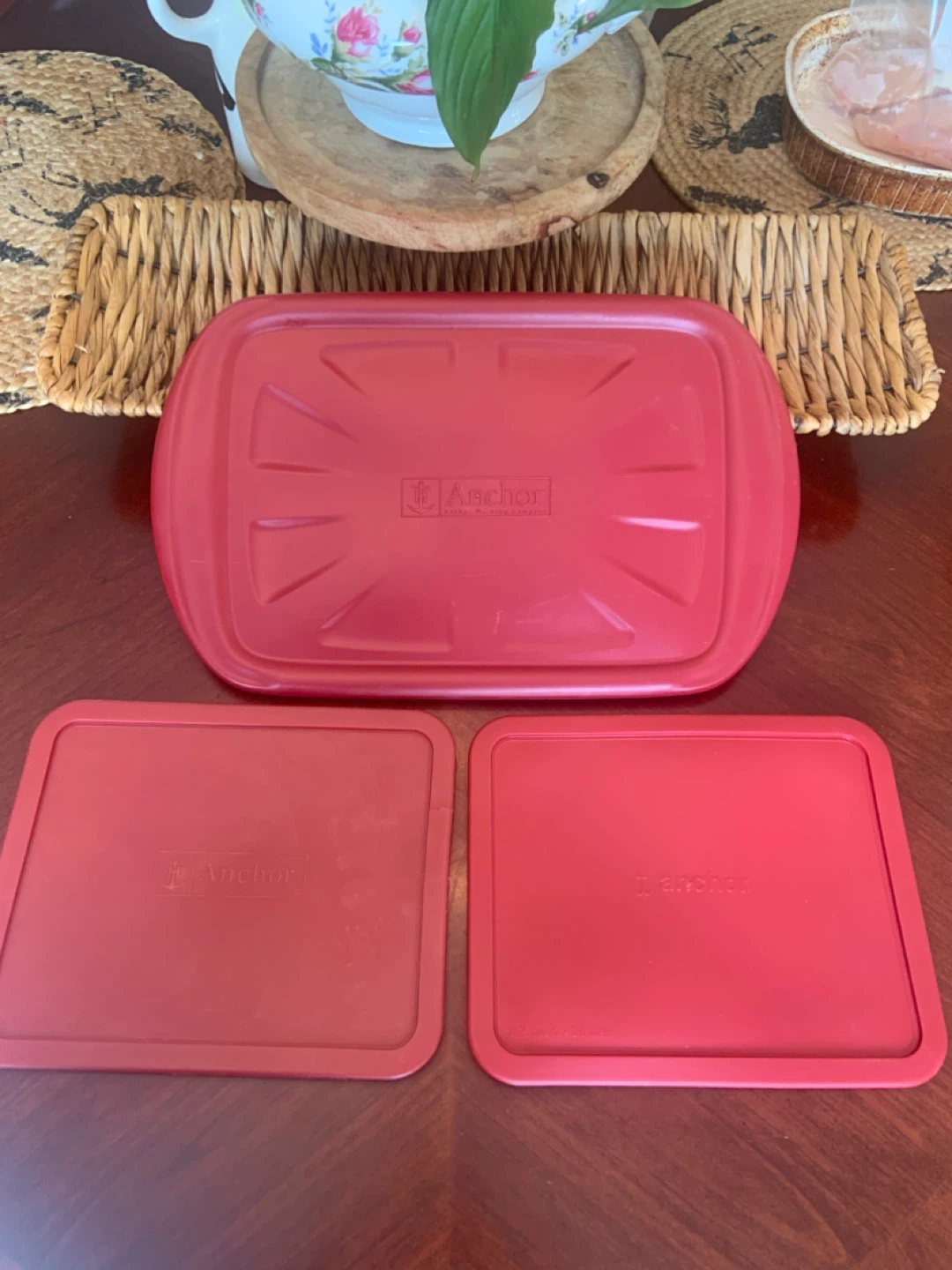 3 ANCHOR HOCKING 2.75 QT + 3QT  DISH LIDS ! SEE DESCRIPTION
