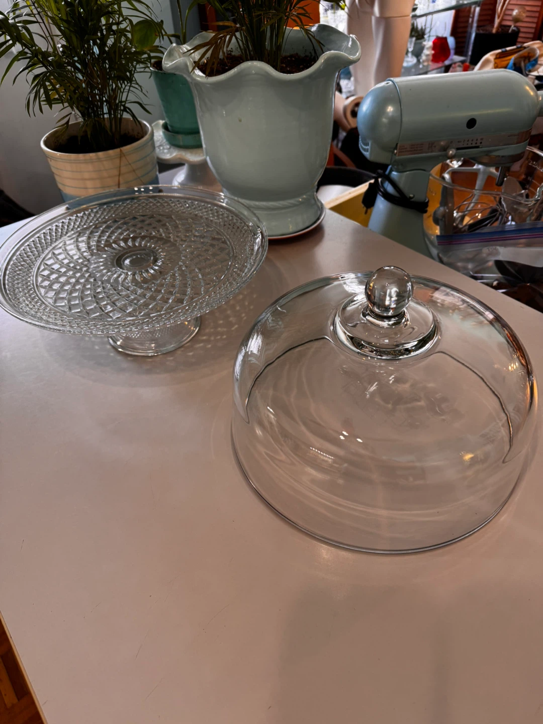 Glass Cake/Desserts Pedestal and Dome - photo 4