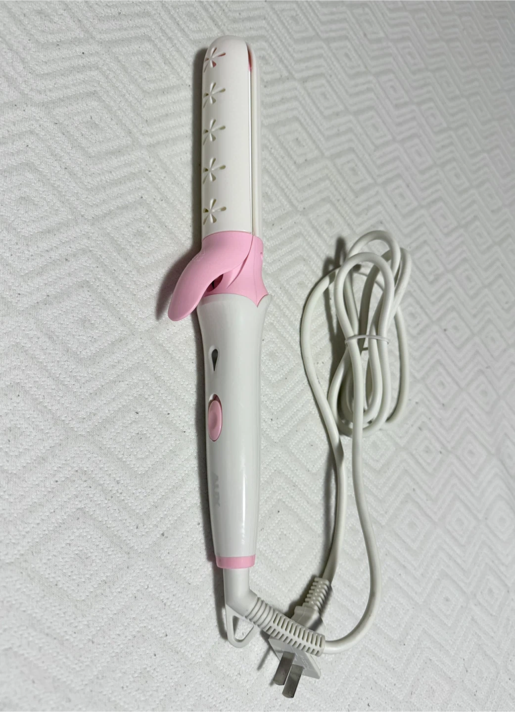Brand New AUX Hair Straightener