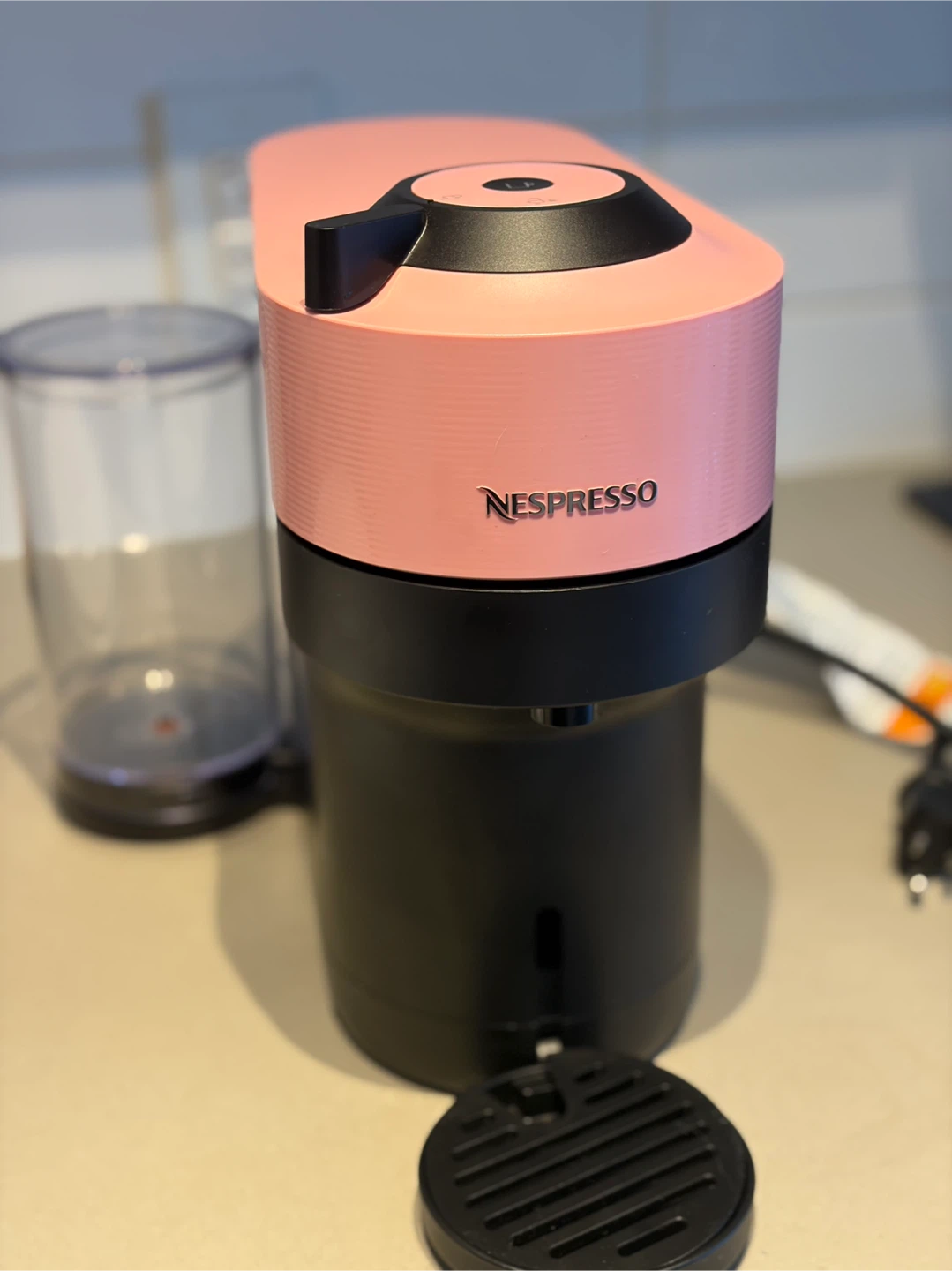 Nespresso VertuoPlus Coffee Maker - Pink - photo 2