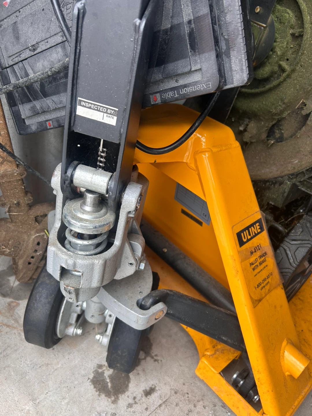 Uline H-4121 Pallet Truck with Brake - photo 4