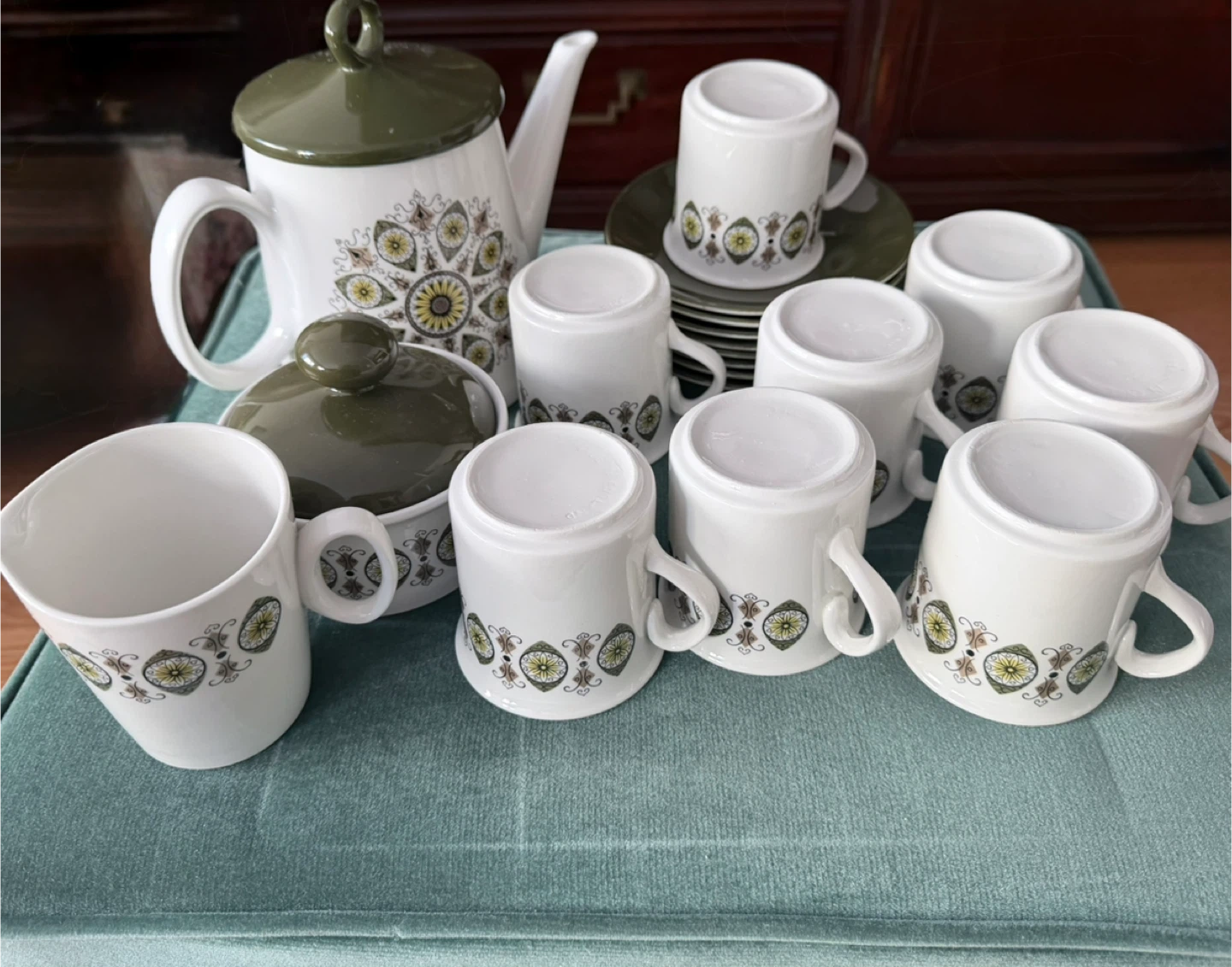 Vintage Coffee Pot, Sugar Bowl, Creamer, Cups & Saucers Set