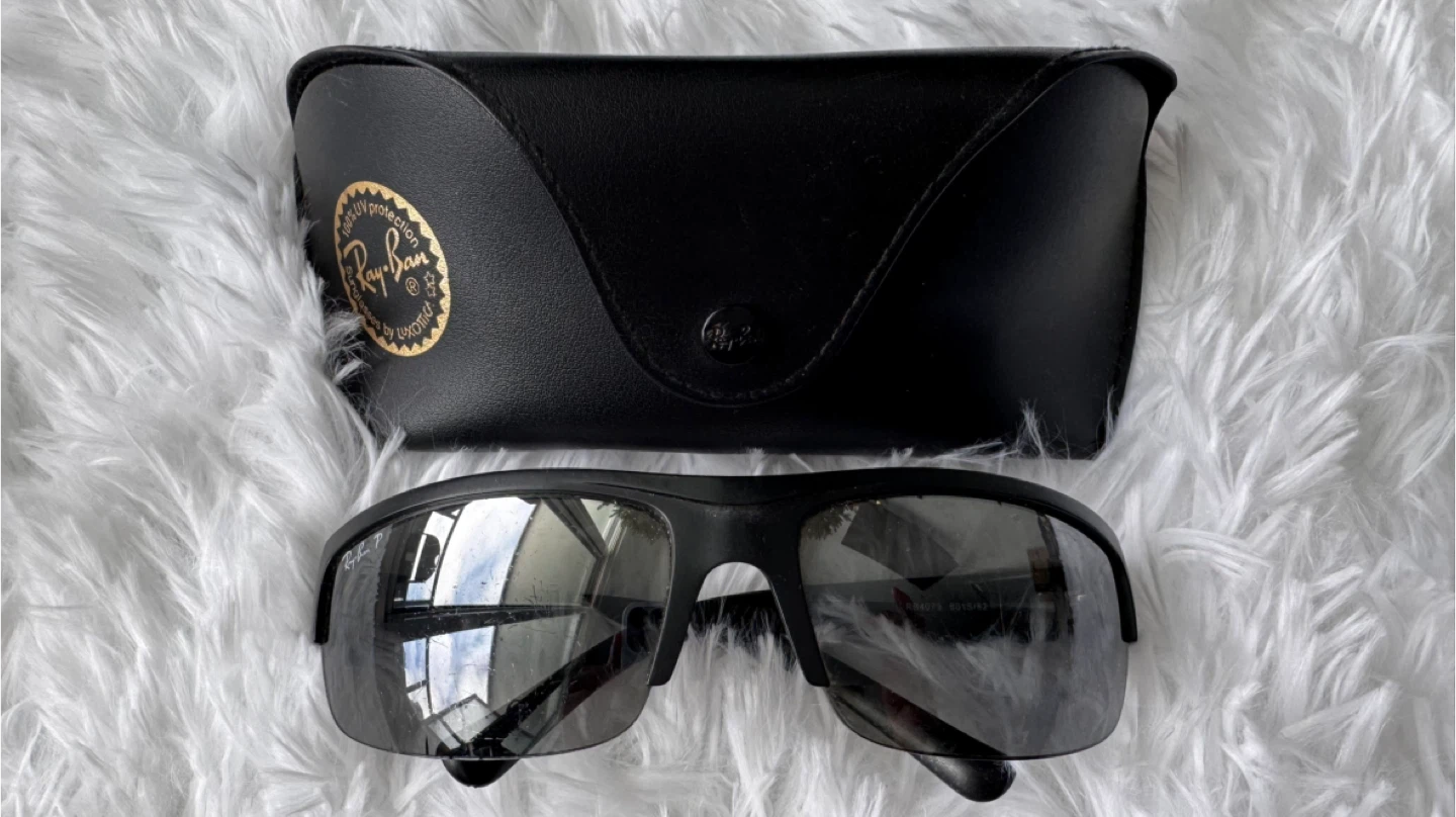 Ray-Ban RB4079 Sunglasses with Case