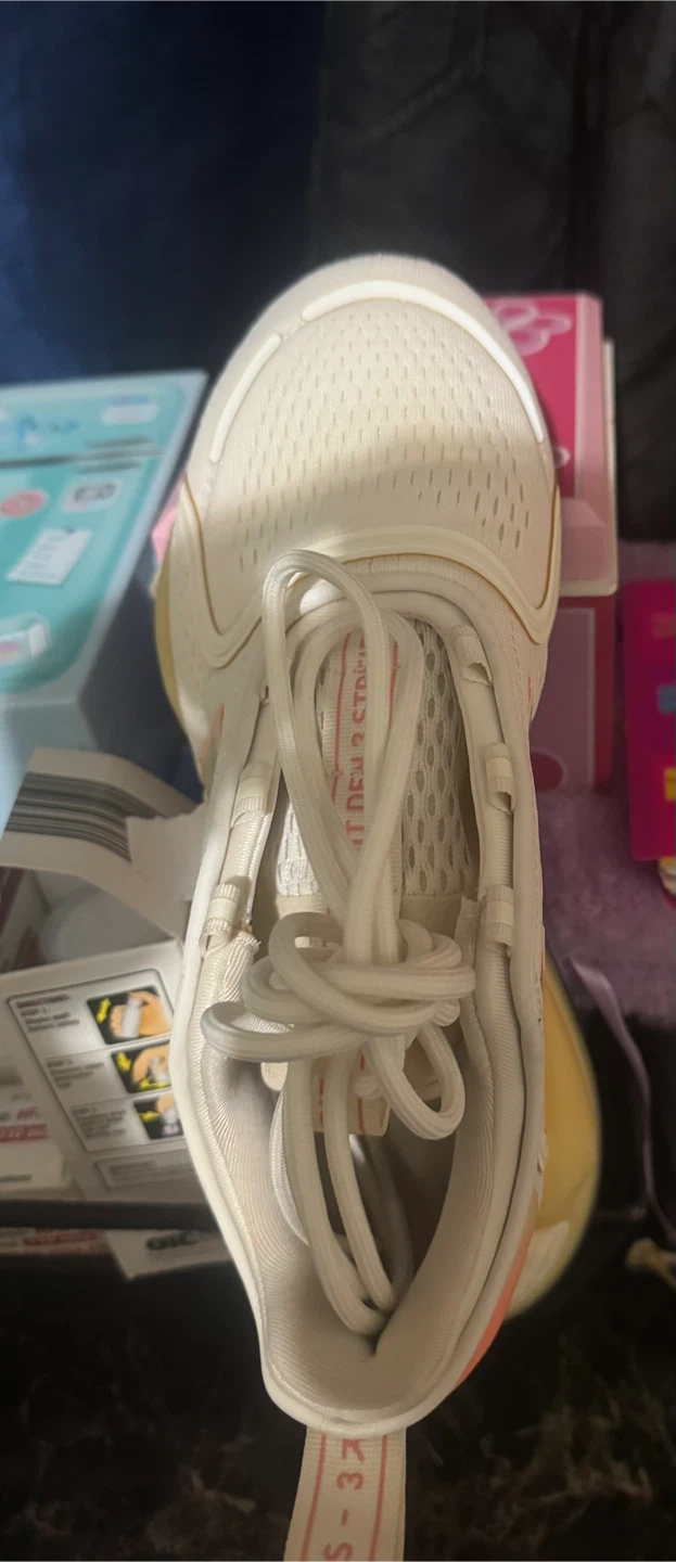 Adidas NMD_R1 V2 Shoes