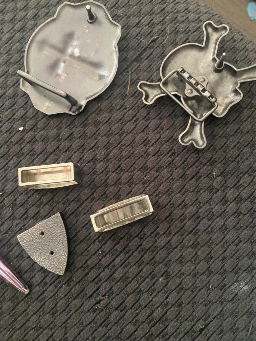 Belt Buckles - Skull & Crossbones and Shield Designs - photo 2