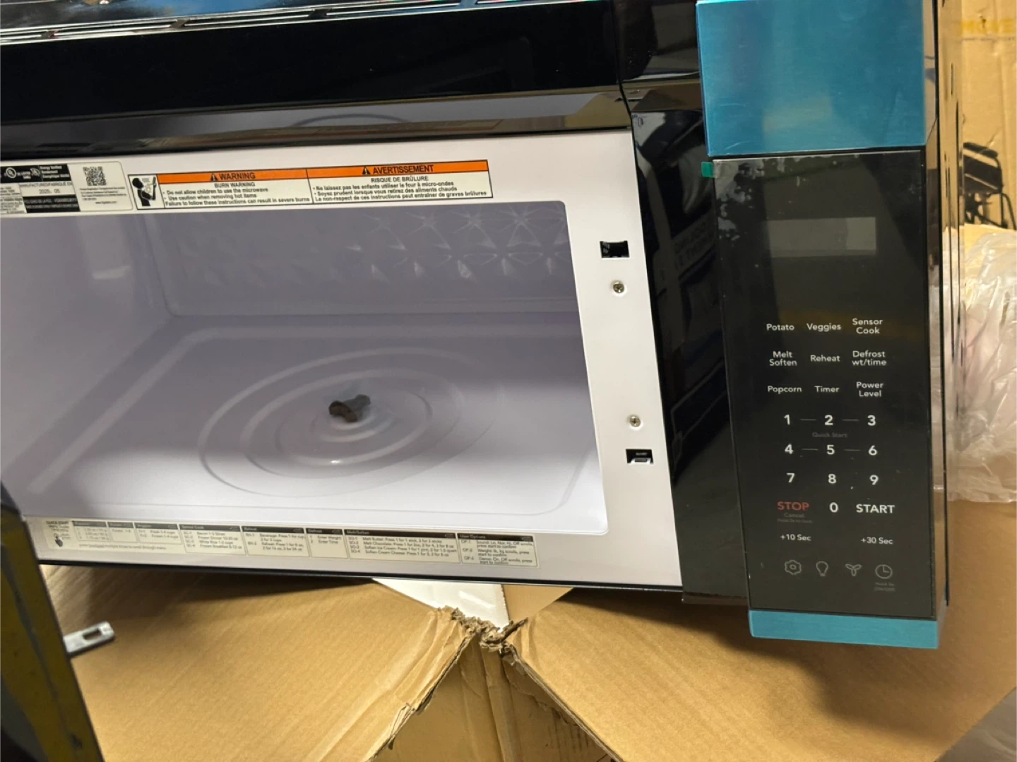 Frigidaire Microwave Oven - photo 2