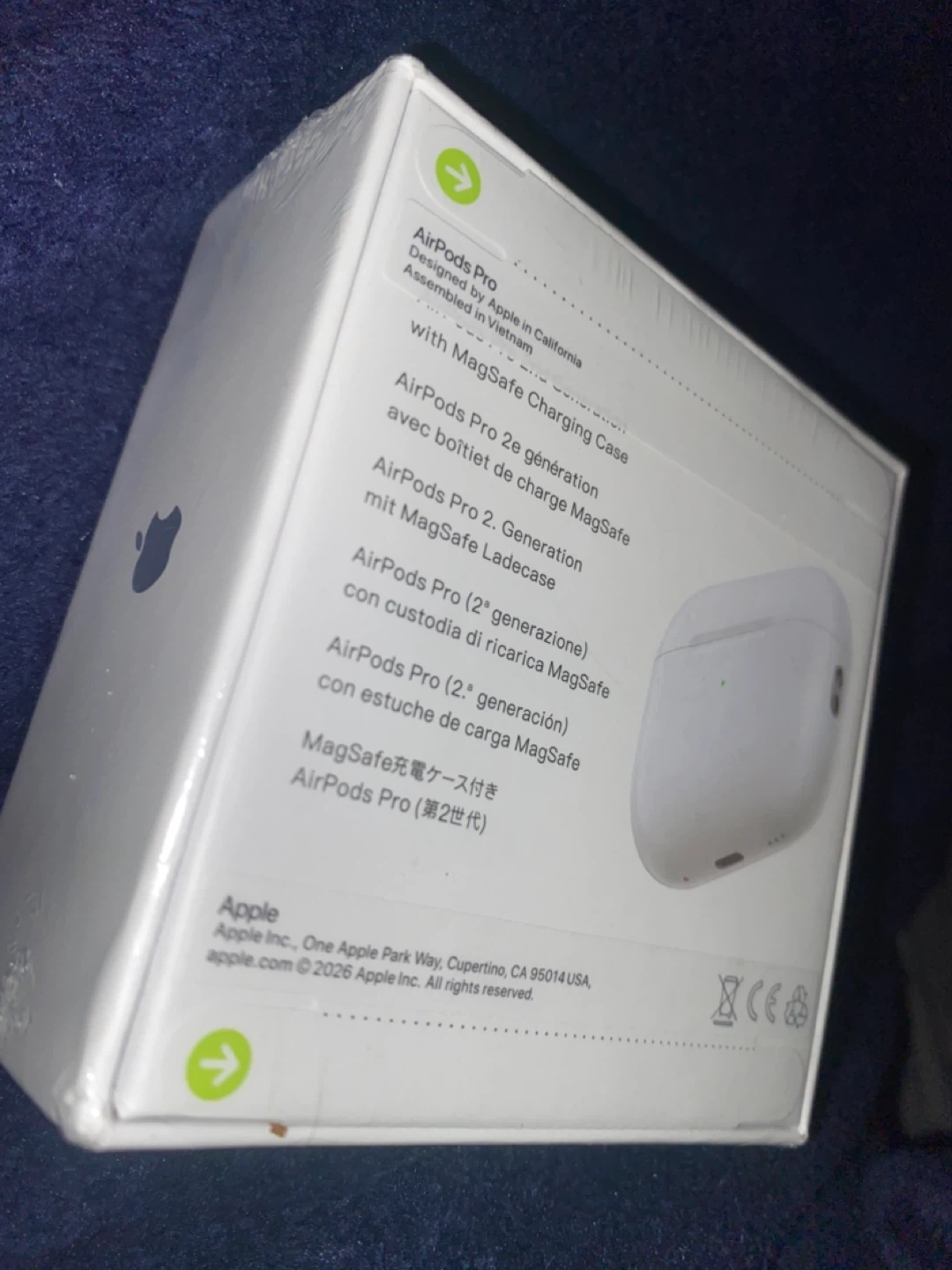 Apple AirPods Pro (2nd generation) with MagSafe Charging Case - photo 4
