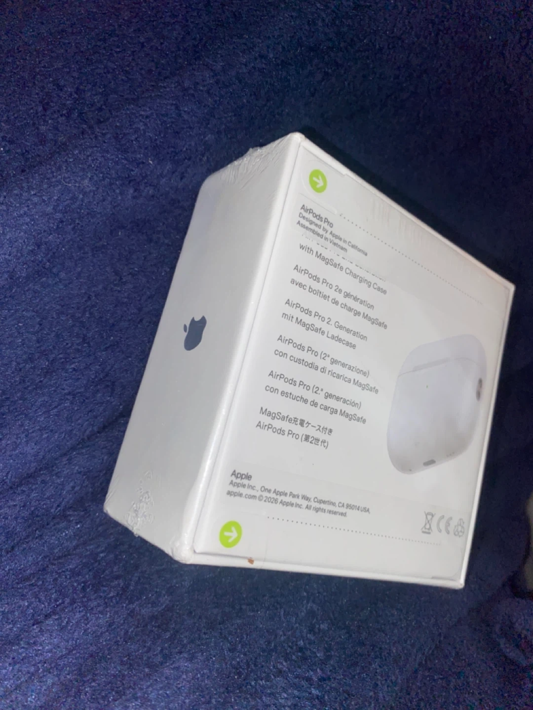Apple AirPods Pro (2nd generation) with MagSafe Charging Case - photo 3