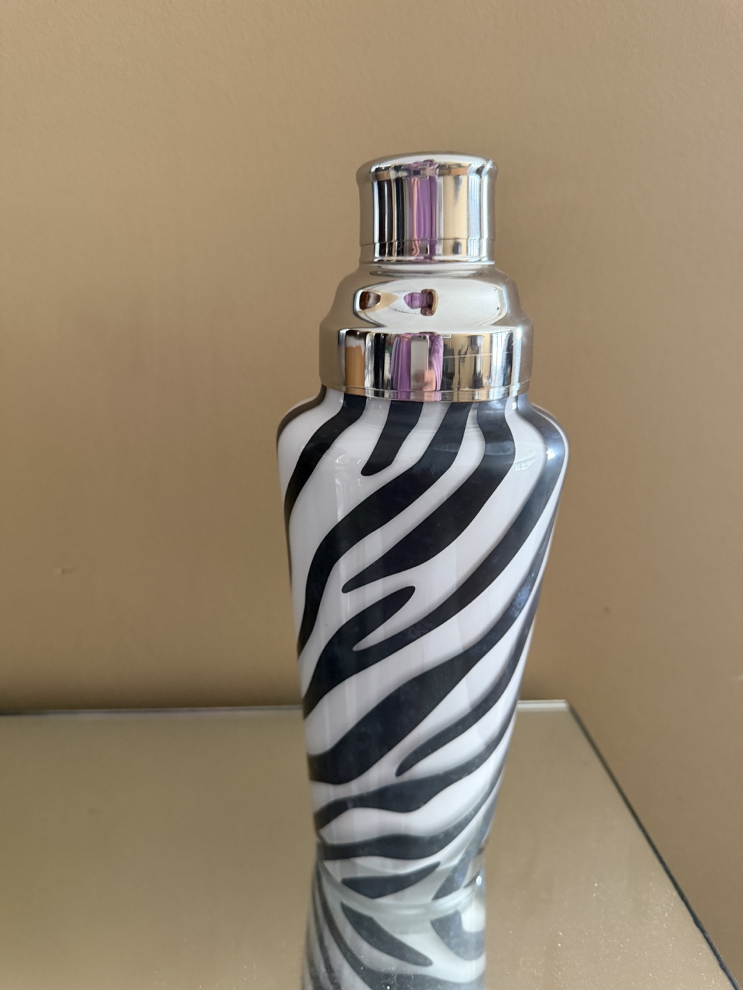 Cocktail shaker