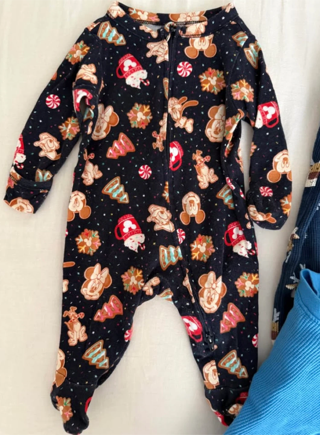Old Navy Baby Sleepers - 0-3 Months - photo 4
