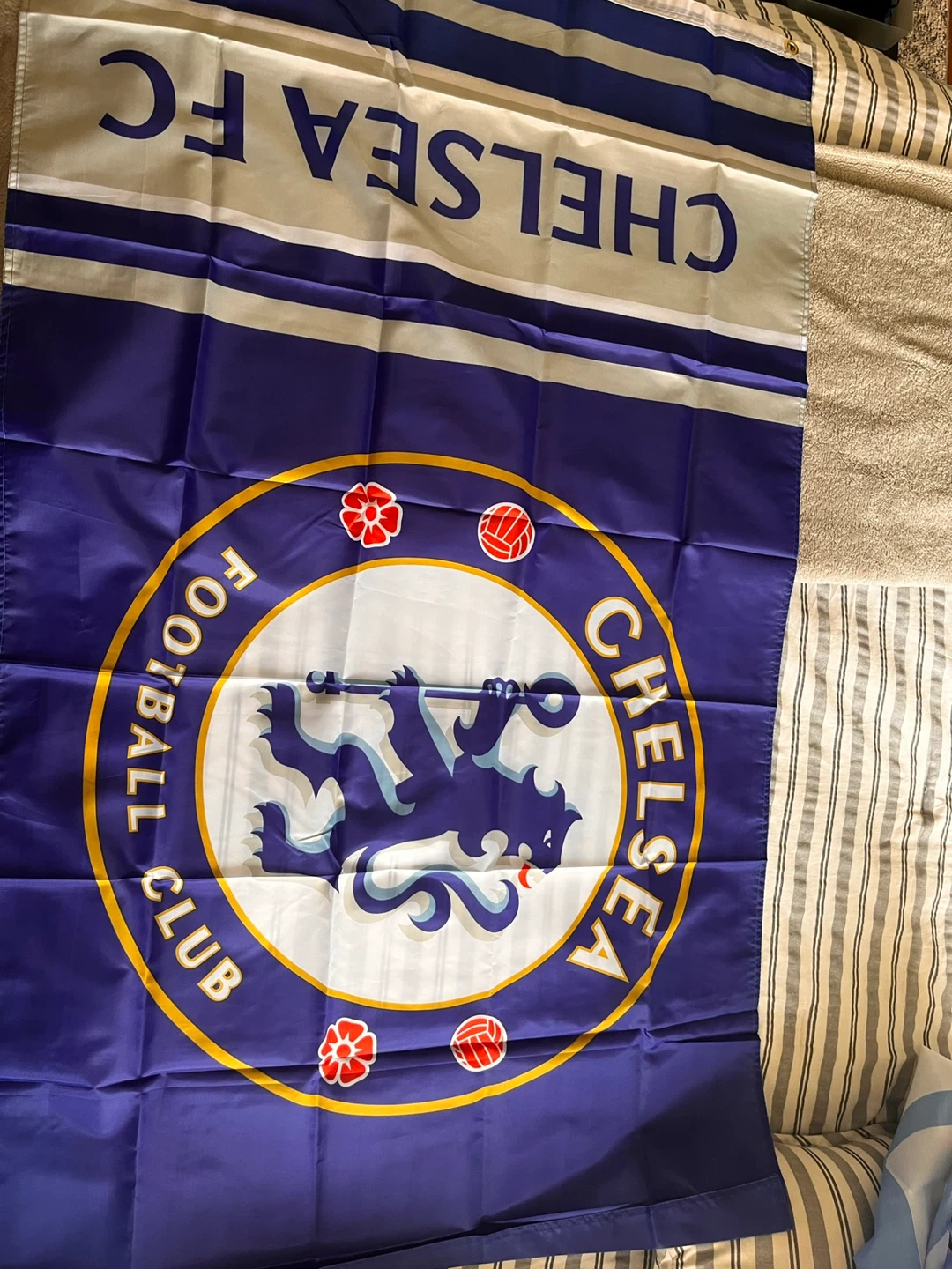 Soccer flags / Merch (Chelsea, Manchester City) - photo 3