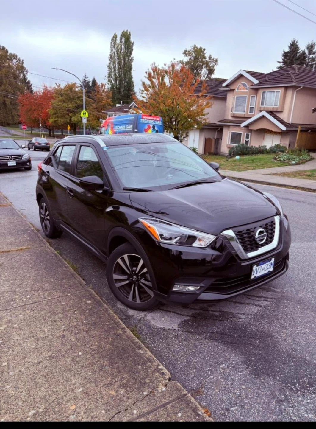 Black Nissan Kicks SUV 2020