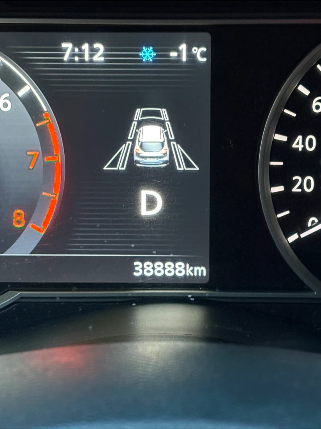 Black Nissan Kicks SUV 2020 - photo 5