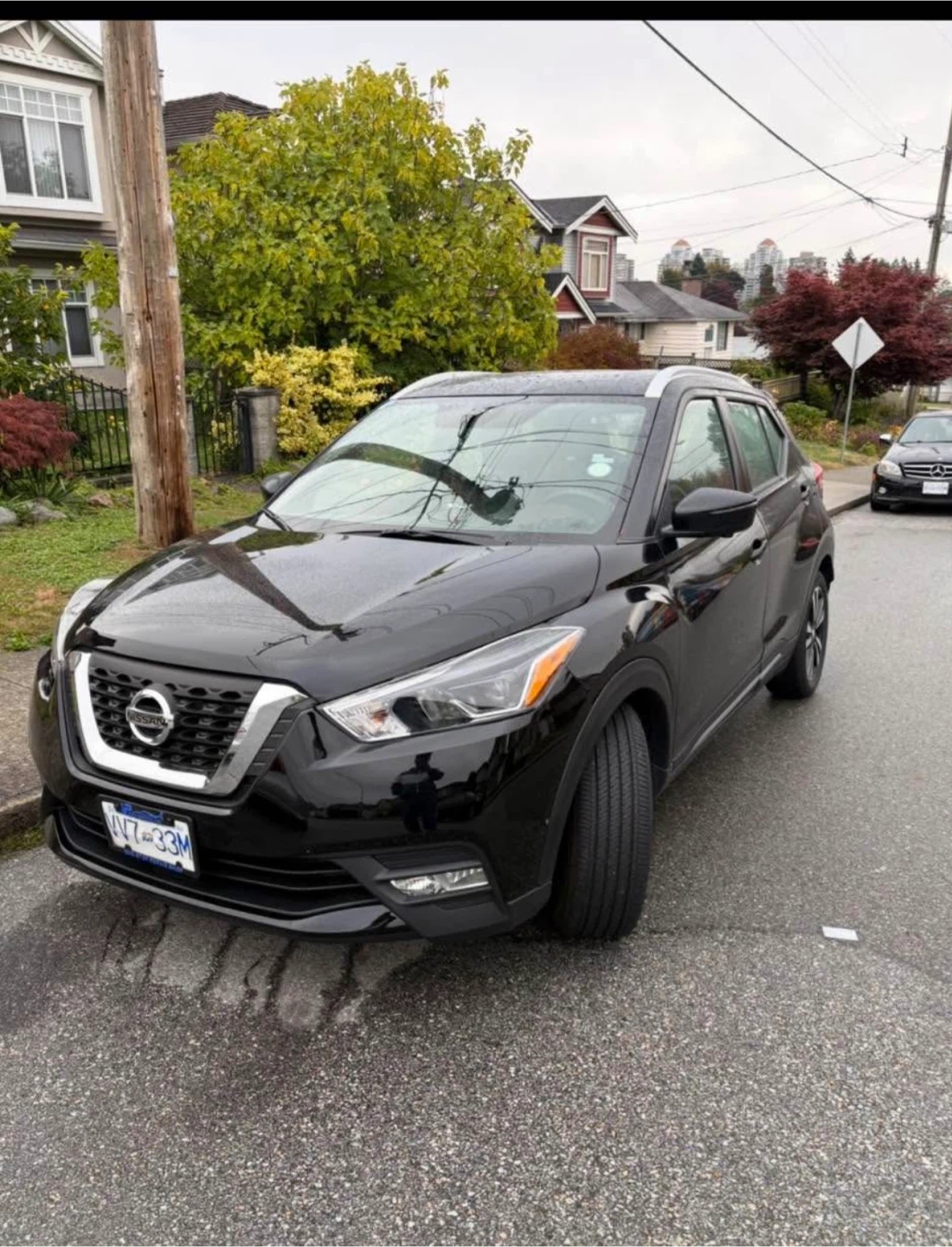 Black Nissan Kicks SUV 2020 - photo 2