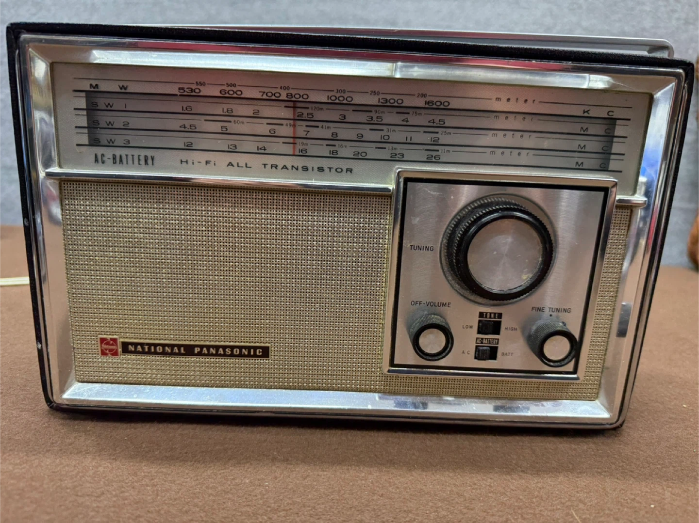 National Panasonic R-441B Shortwave Radio - photo 3