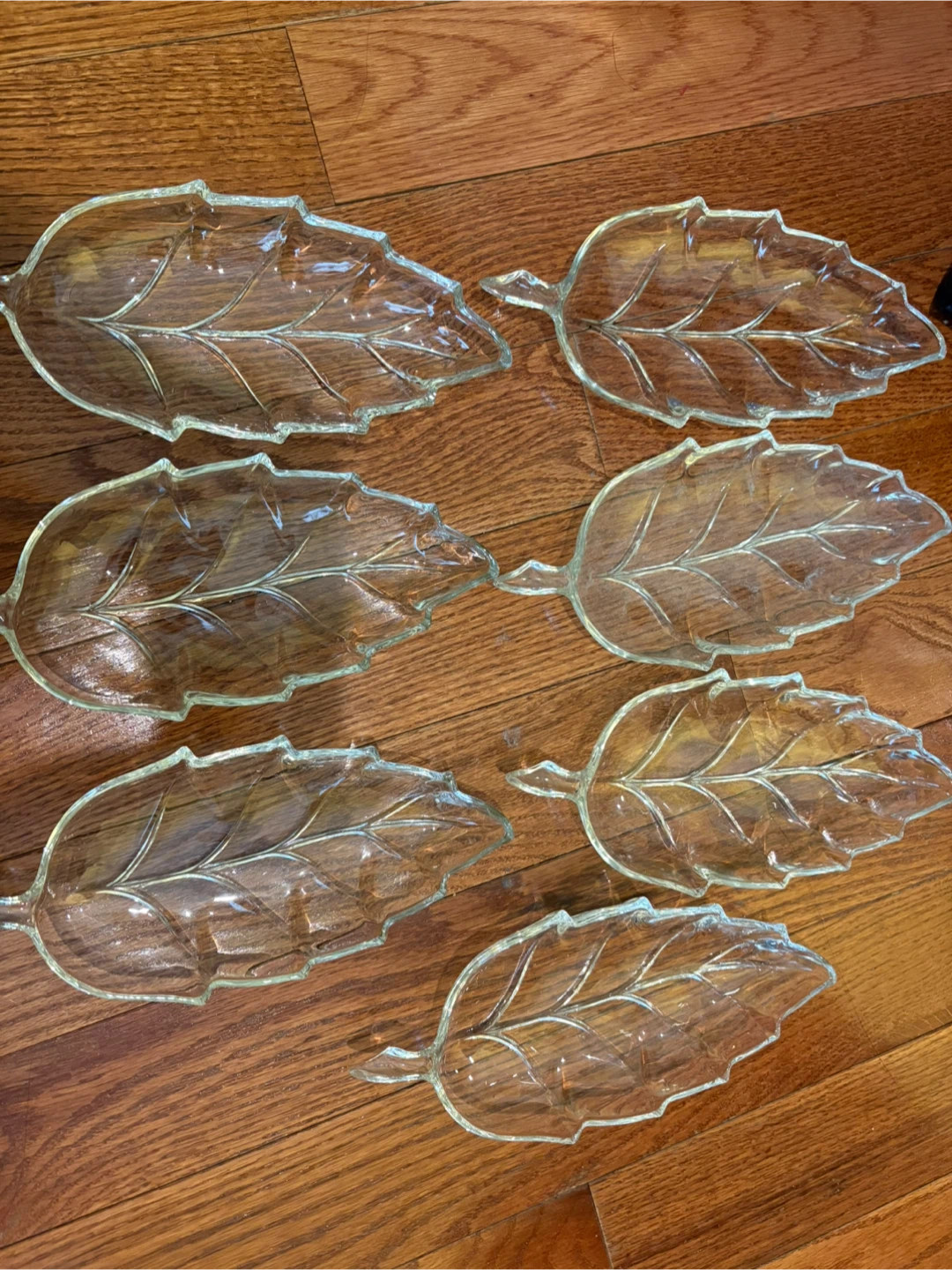 Set of 7 Clear Glass Leaf Shaped Dessert/Relish Dishes