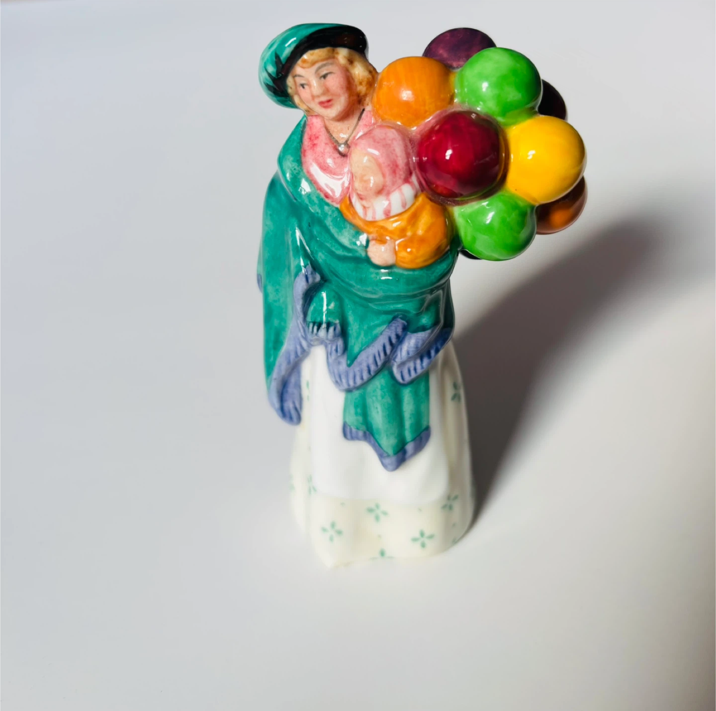 Royal Doulton The Balloon Seller HN 2130 Figurine