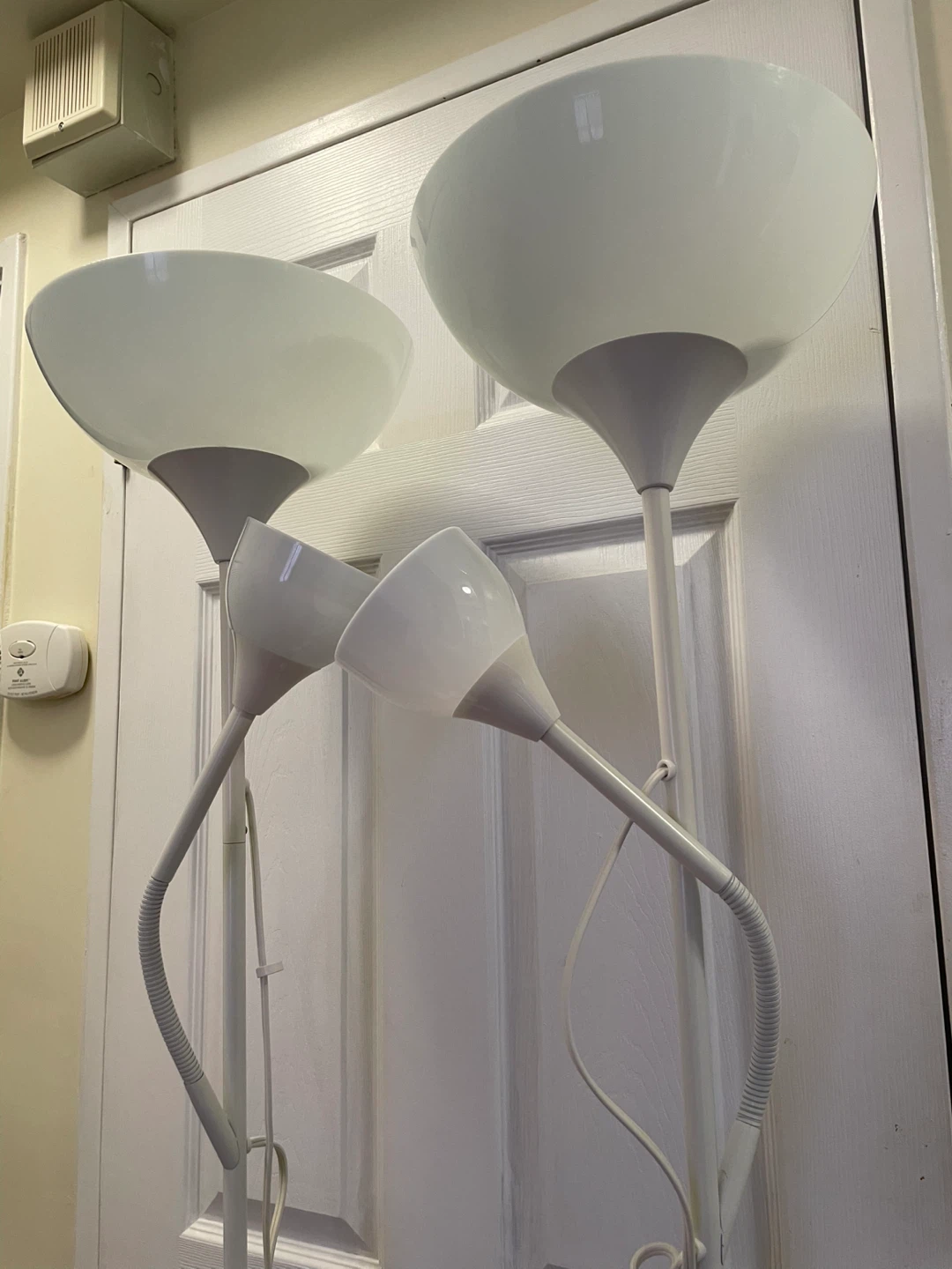 White Floor Lamps (Set of 2) with Adjustable Spotlights - photo 3